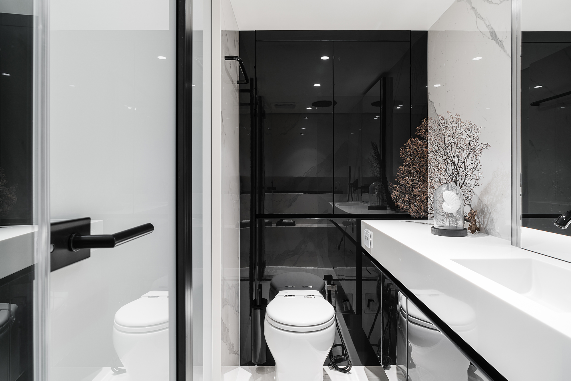 [SY-ABOVE]-12829-10.jpg