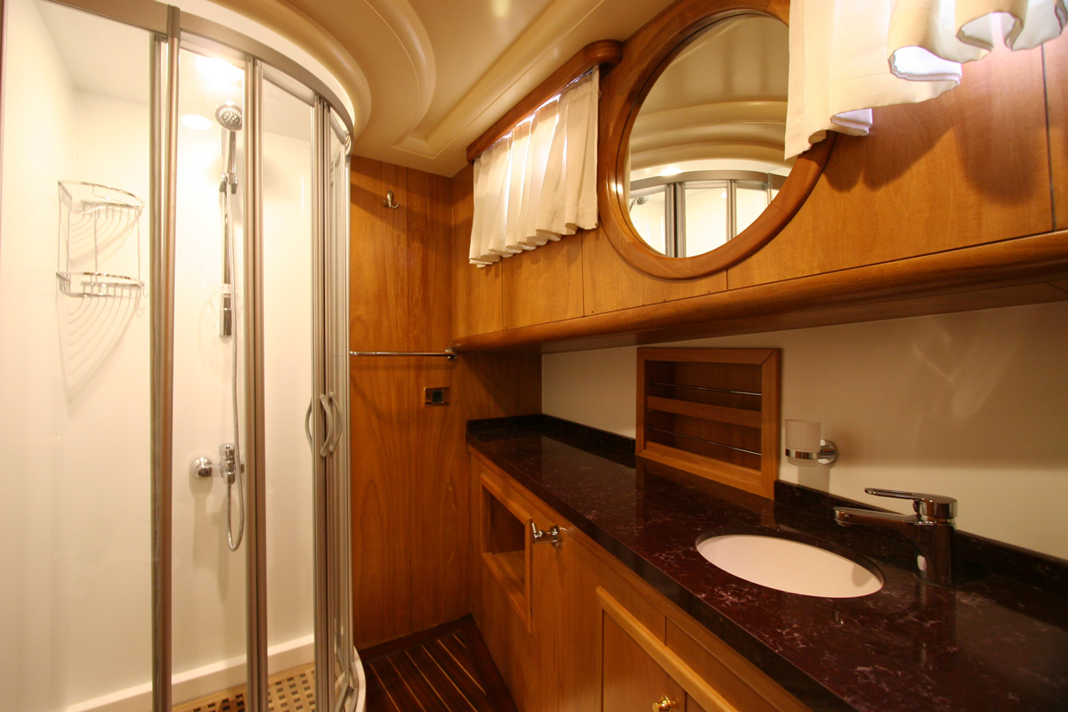 Yener Yachts