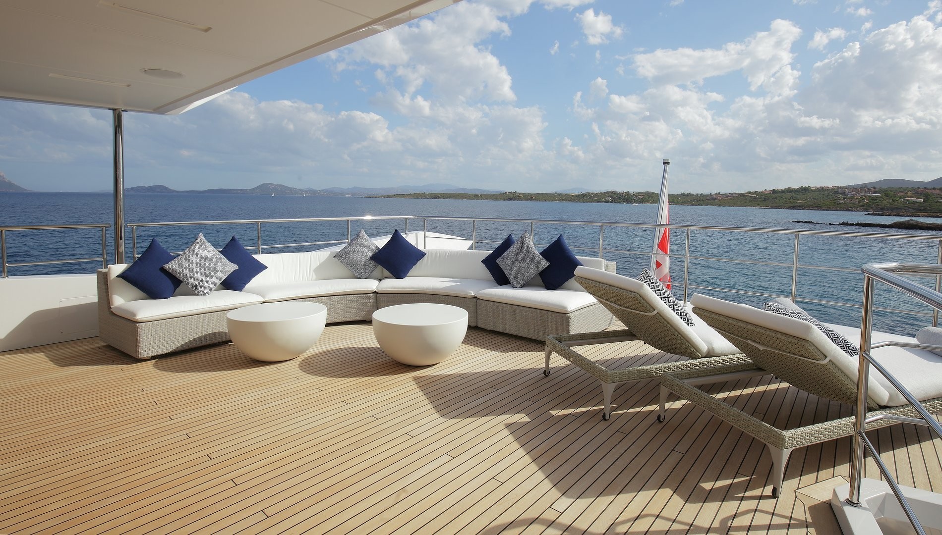 [VELOCE--LUXURY-SUPERYACHT-BY-BENETTI]-12001-10.jpg