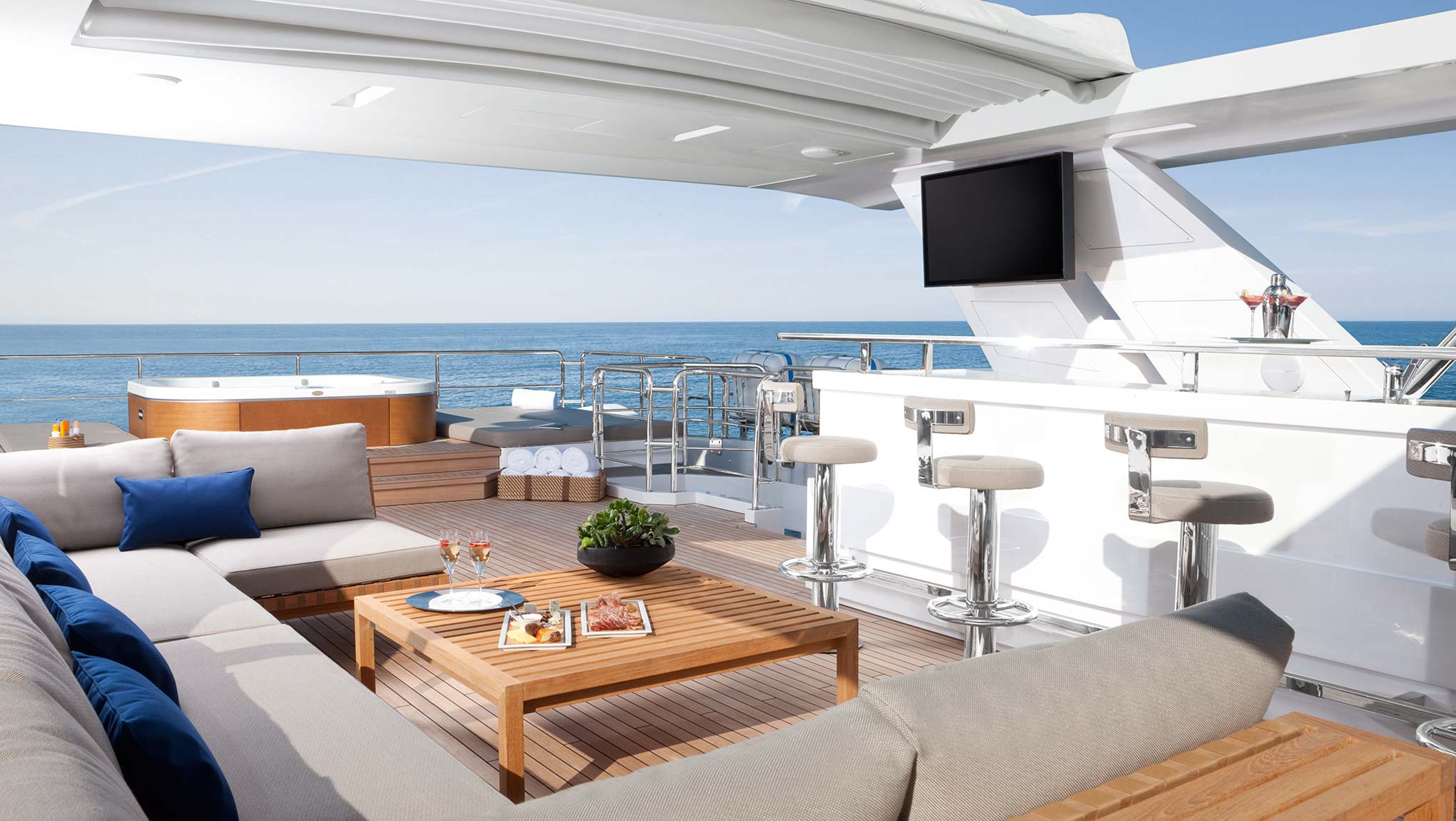 [VELOCE--LUXURY-SUPERYACHT-BY-BENETTI]-12001-11.jpg
