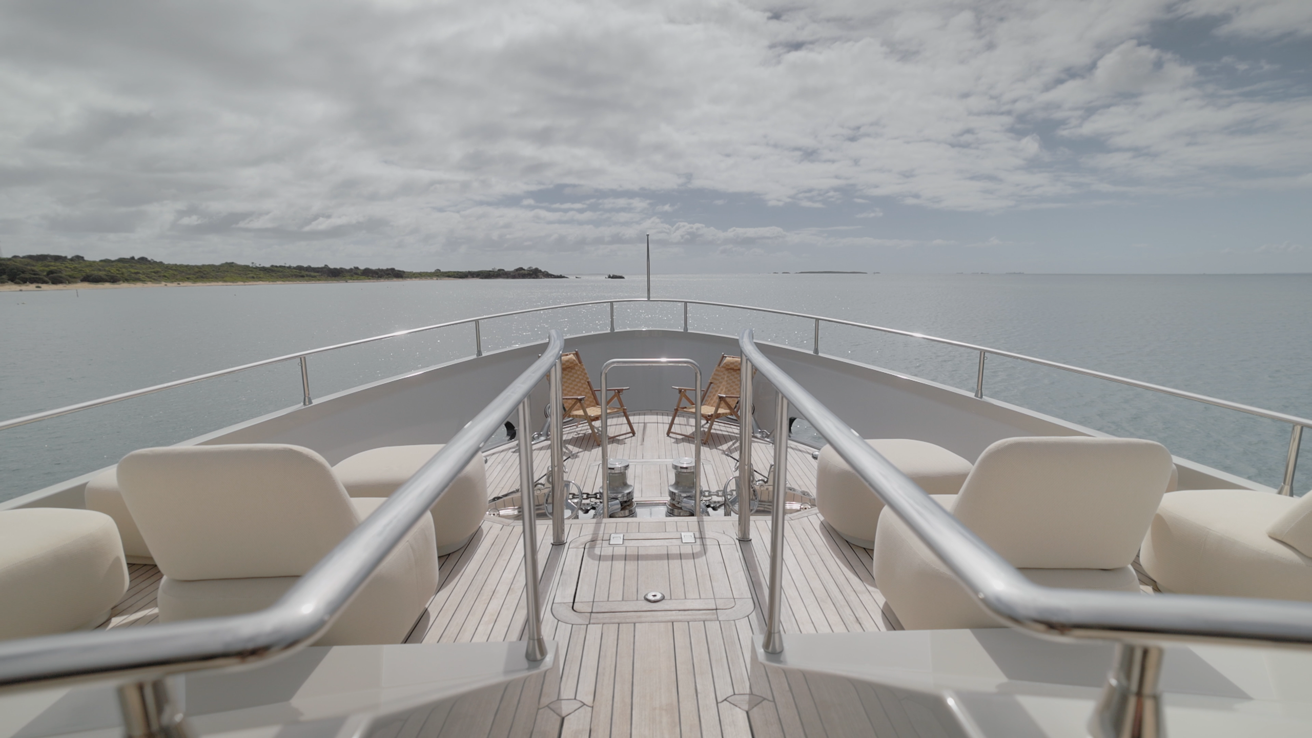 [VVS-LUXURY-YACHT]-1250-1.png