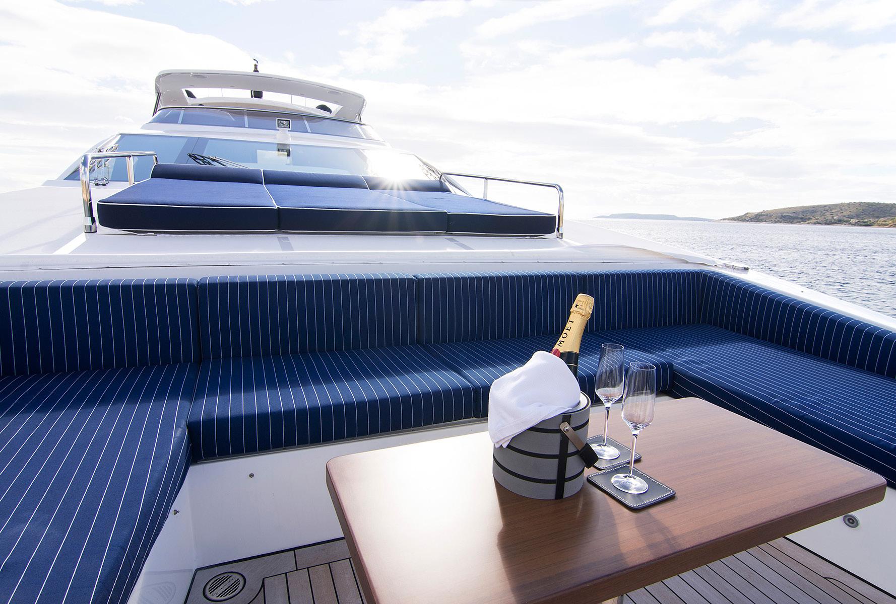[YACHT-MEMORIES-TOO]-12457-32.jpg
