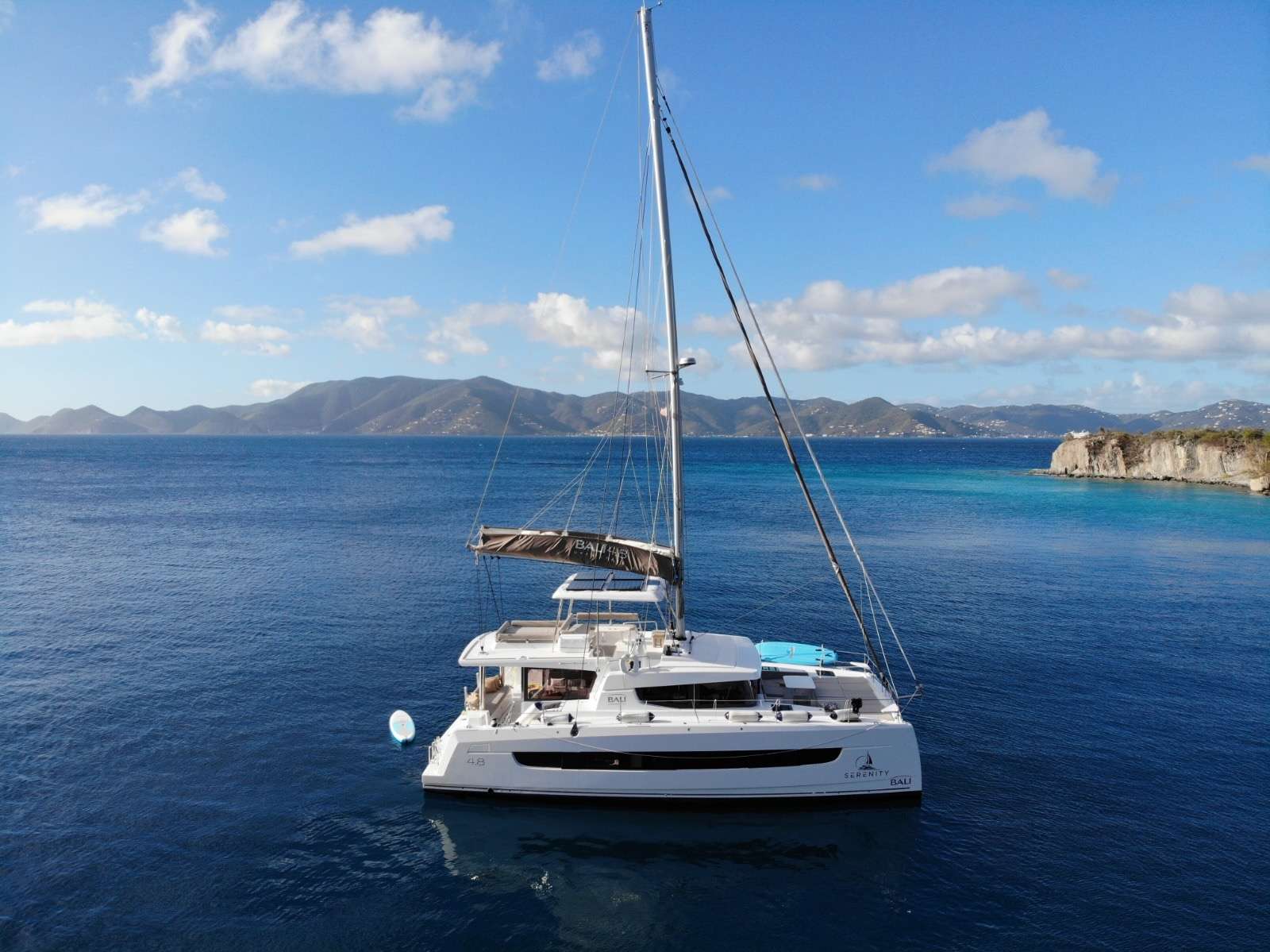 1.1 Luxury catamaran SERENITY.jpg