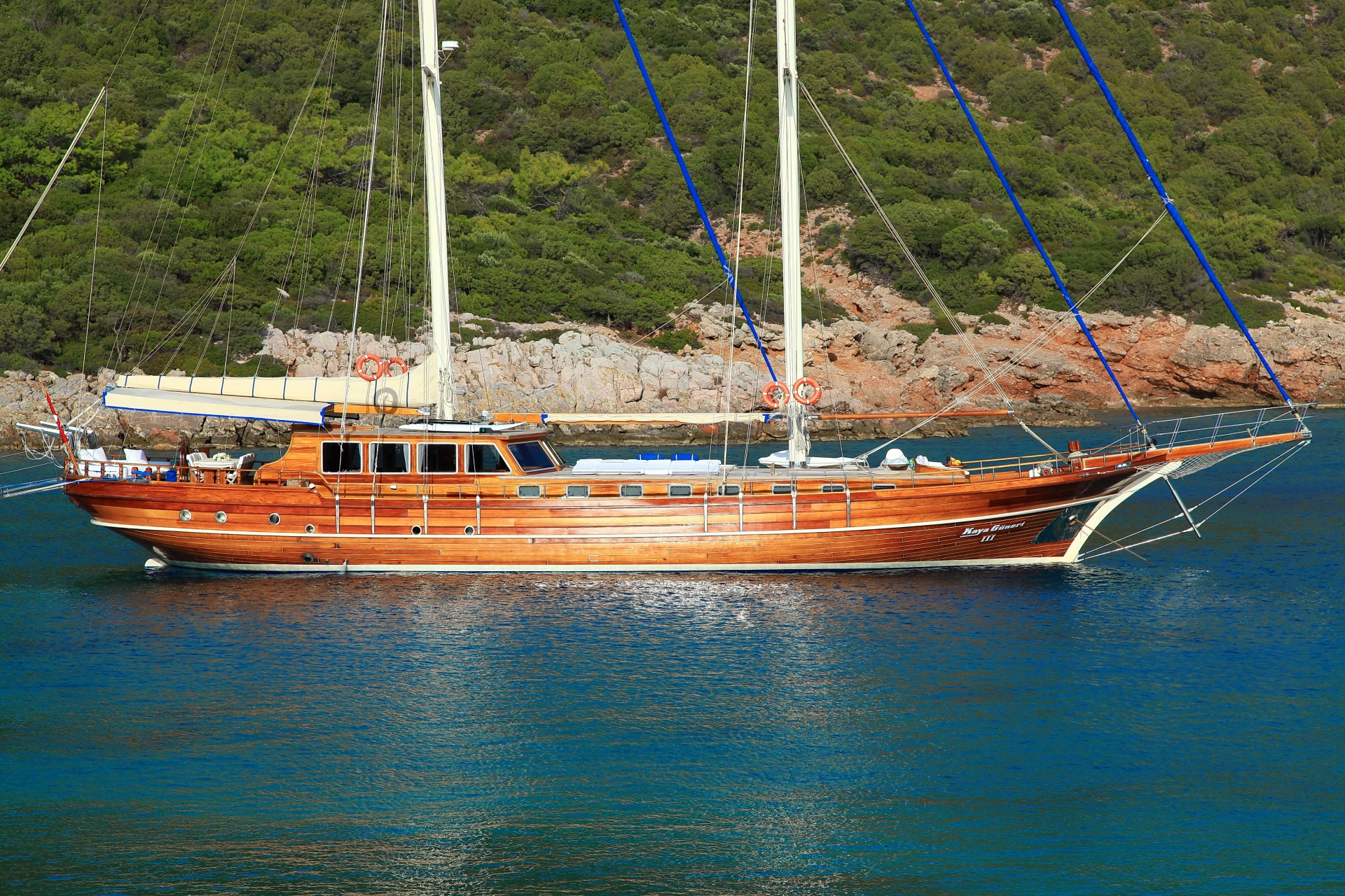 1.1 Luxury yacht KAYA GUNERI III.jpg