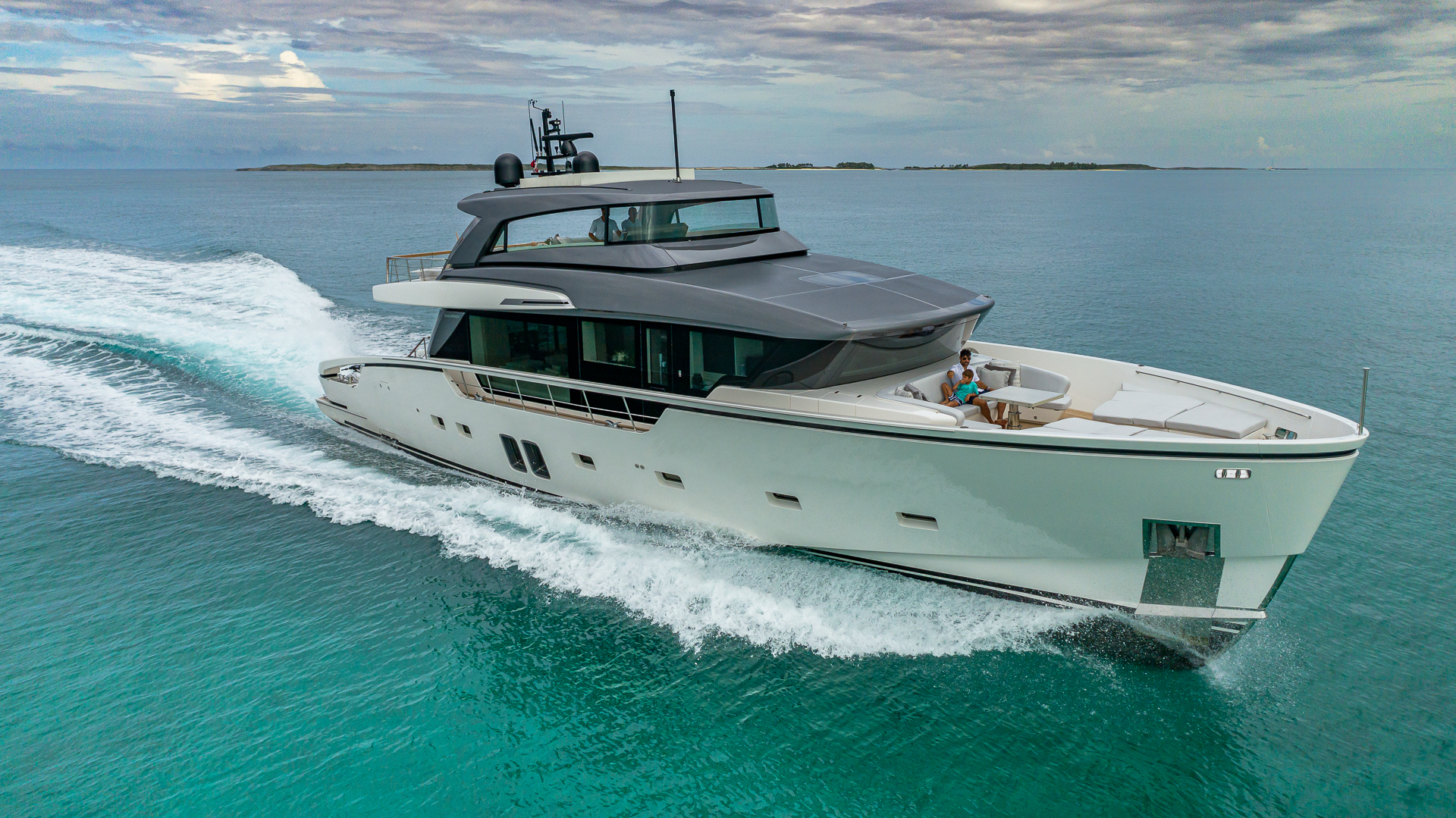 1.1 Luxury yacht NO MATTER WHAT 1.jpg