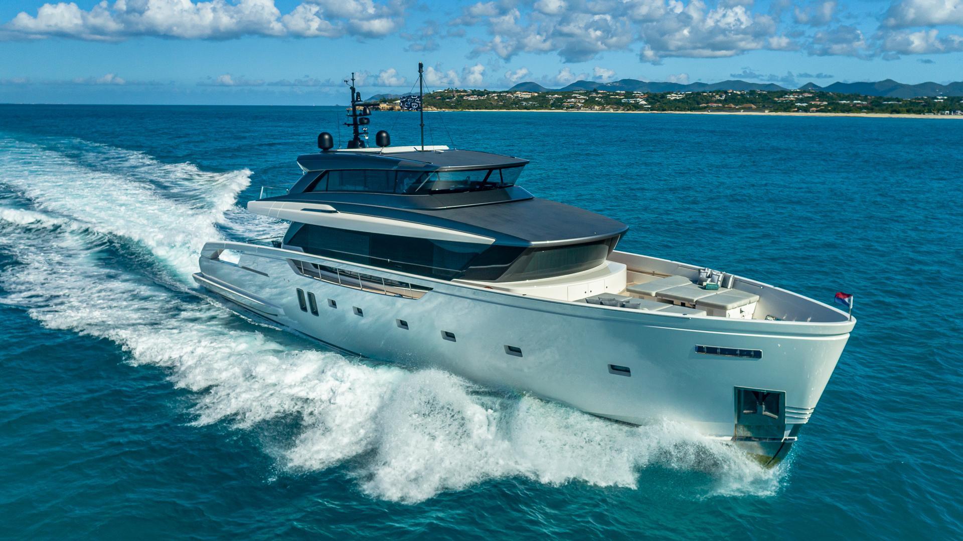 1.1 Motor yacht ANOTHER ONE.jpg