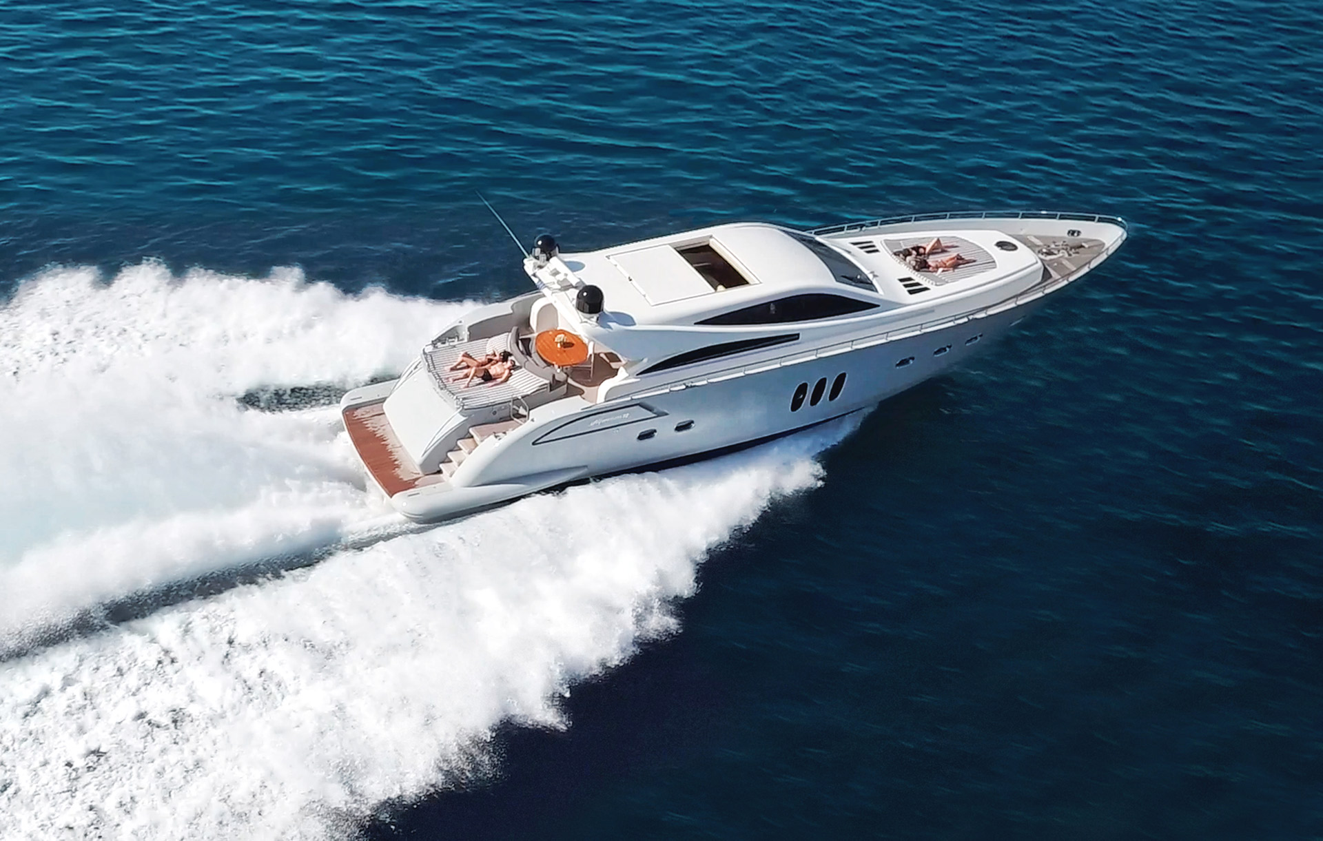 1.1 Motor yacht CORNELIA.jpg
