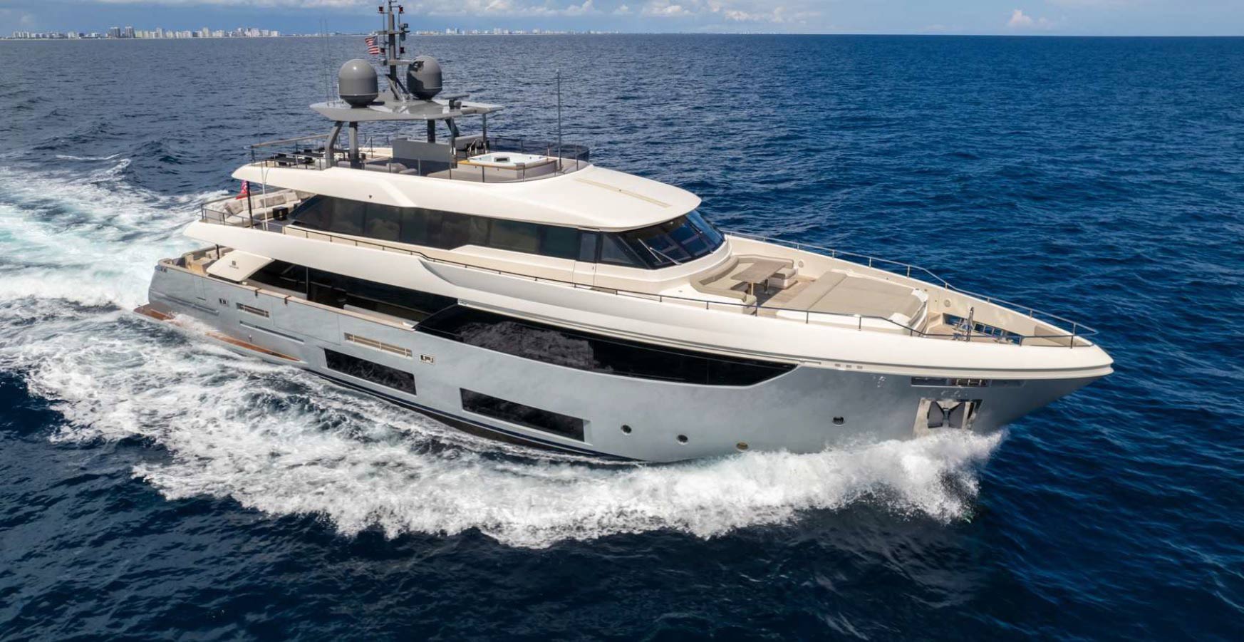 1.1 Super yacht COFINA.jpg