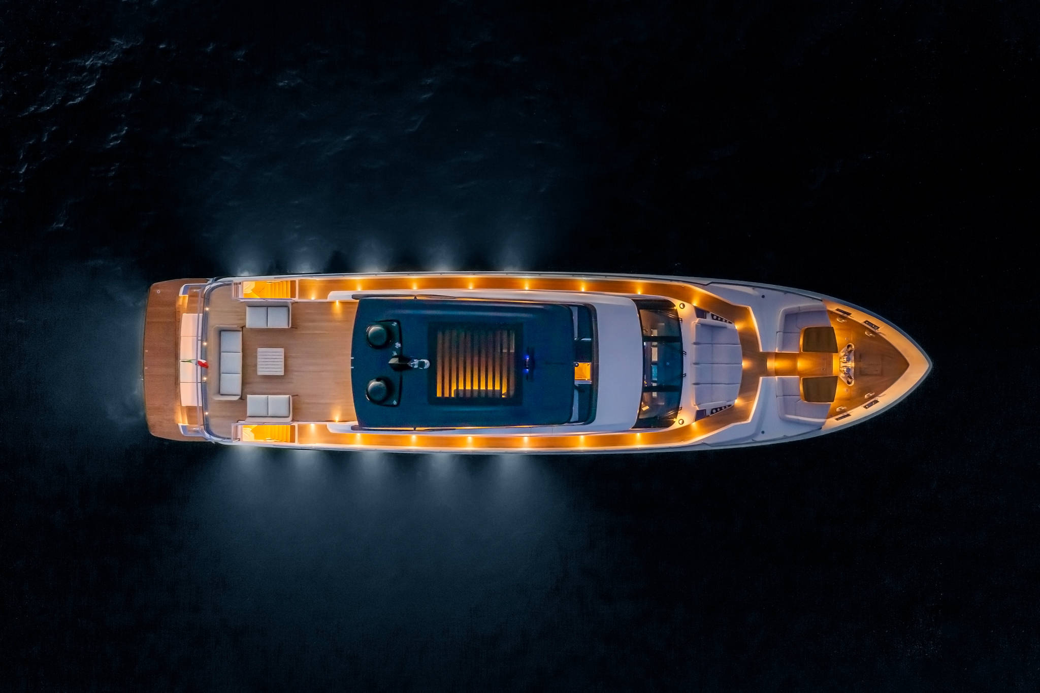 1.3 Luxury yacht H&CO.jpg