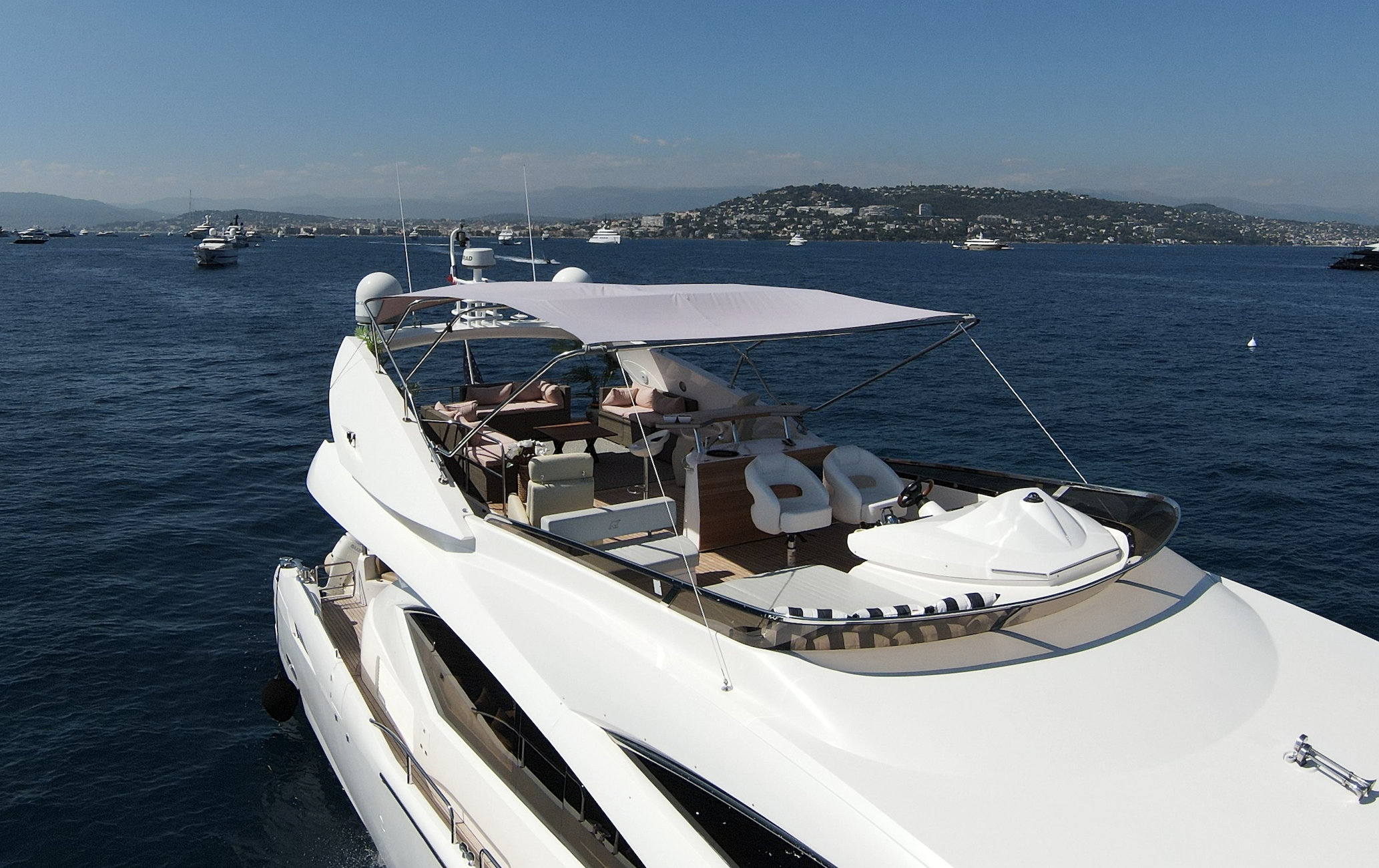 1.3 Super yacht LADY YOUSRA.png