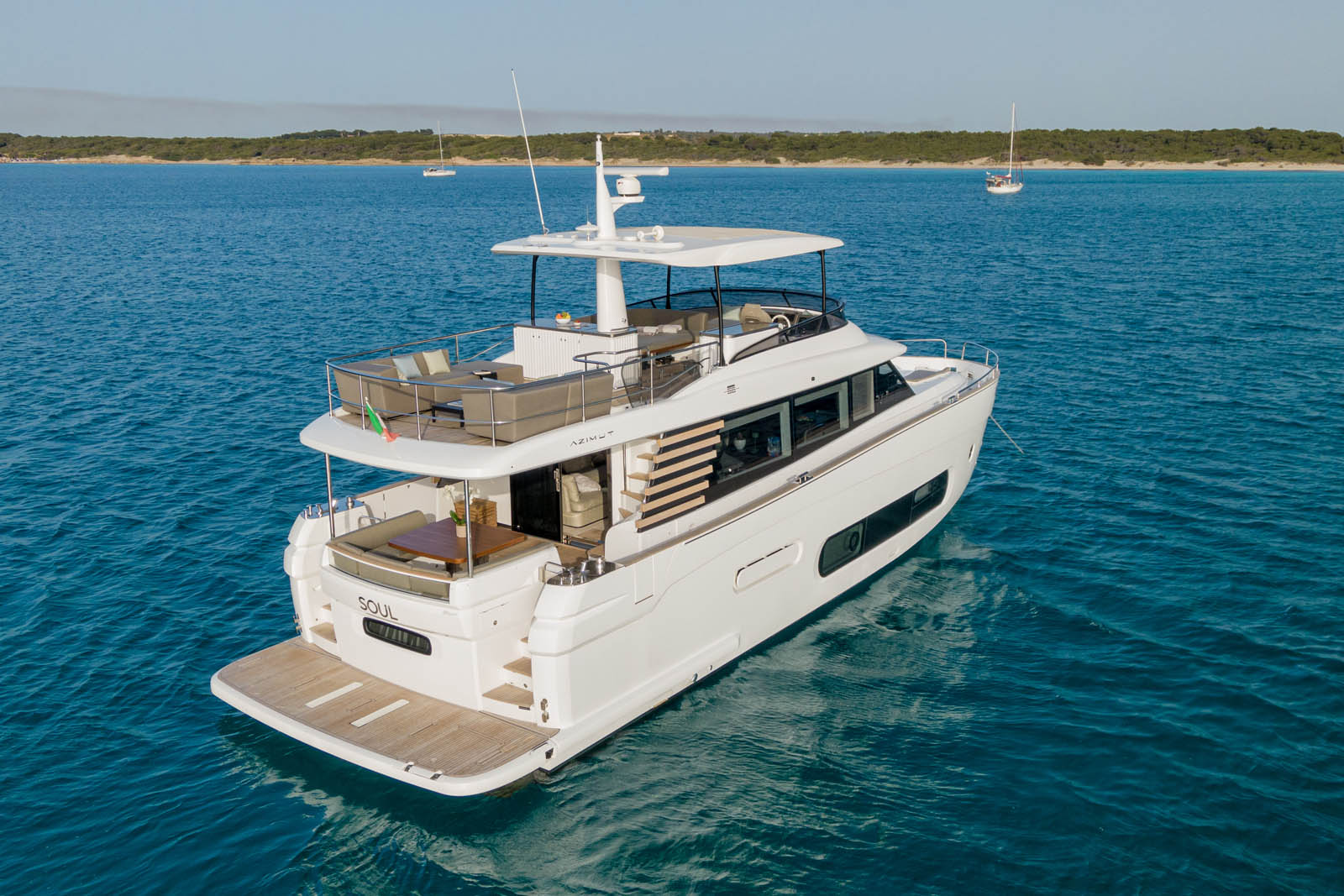 1.3 Super yacht SOUL.jpg