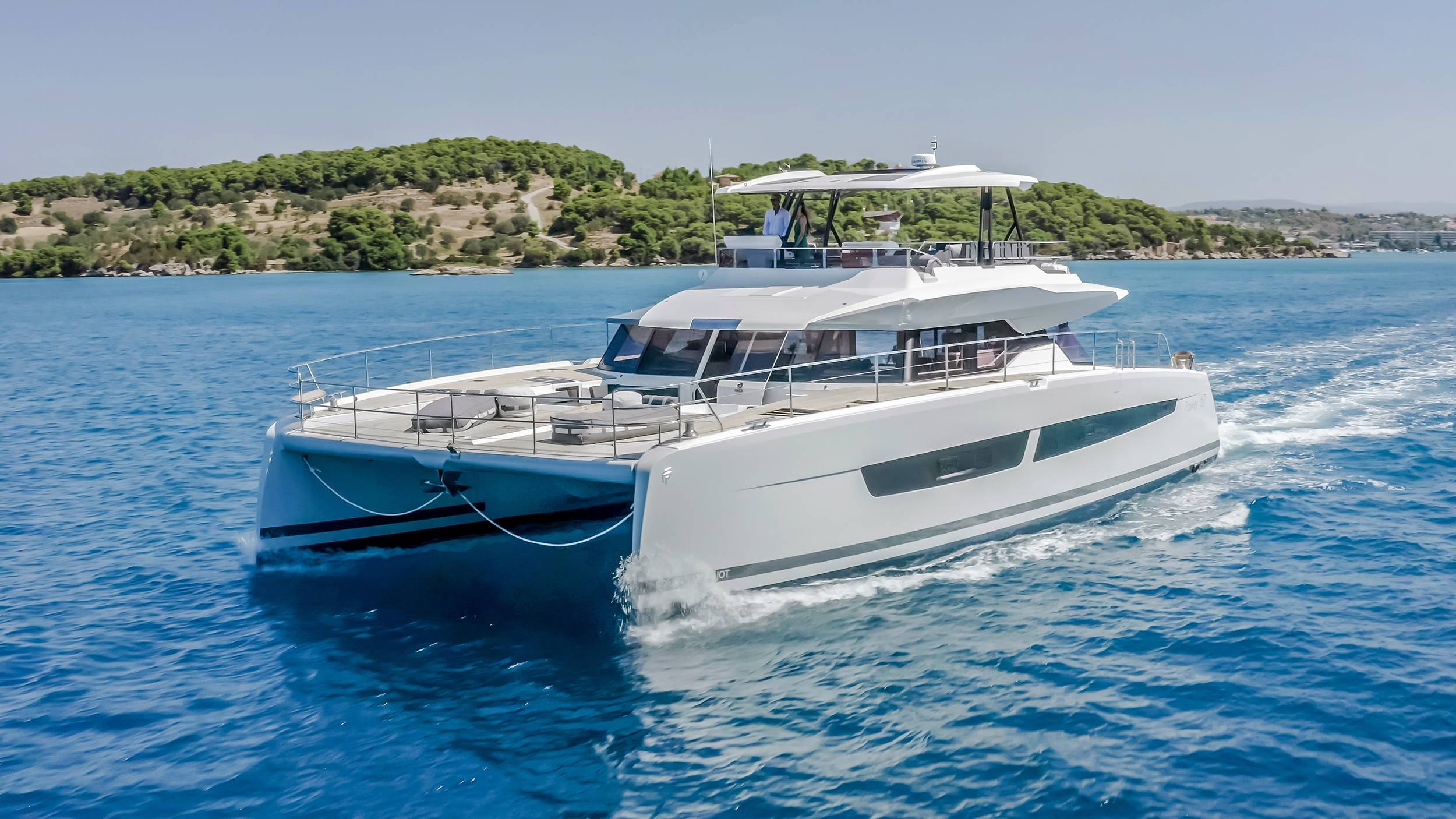 101 Luxury yacht D2.jpg