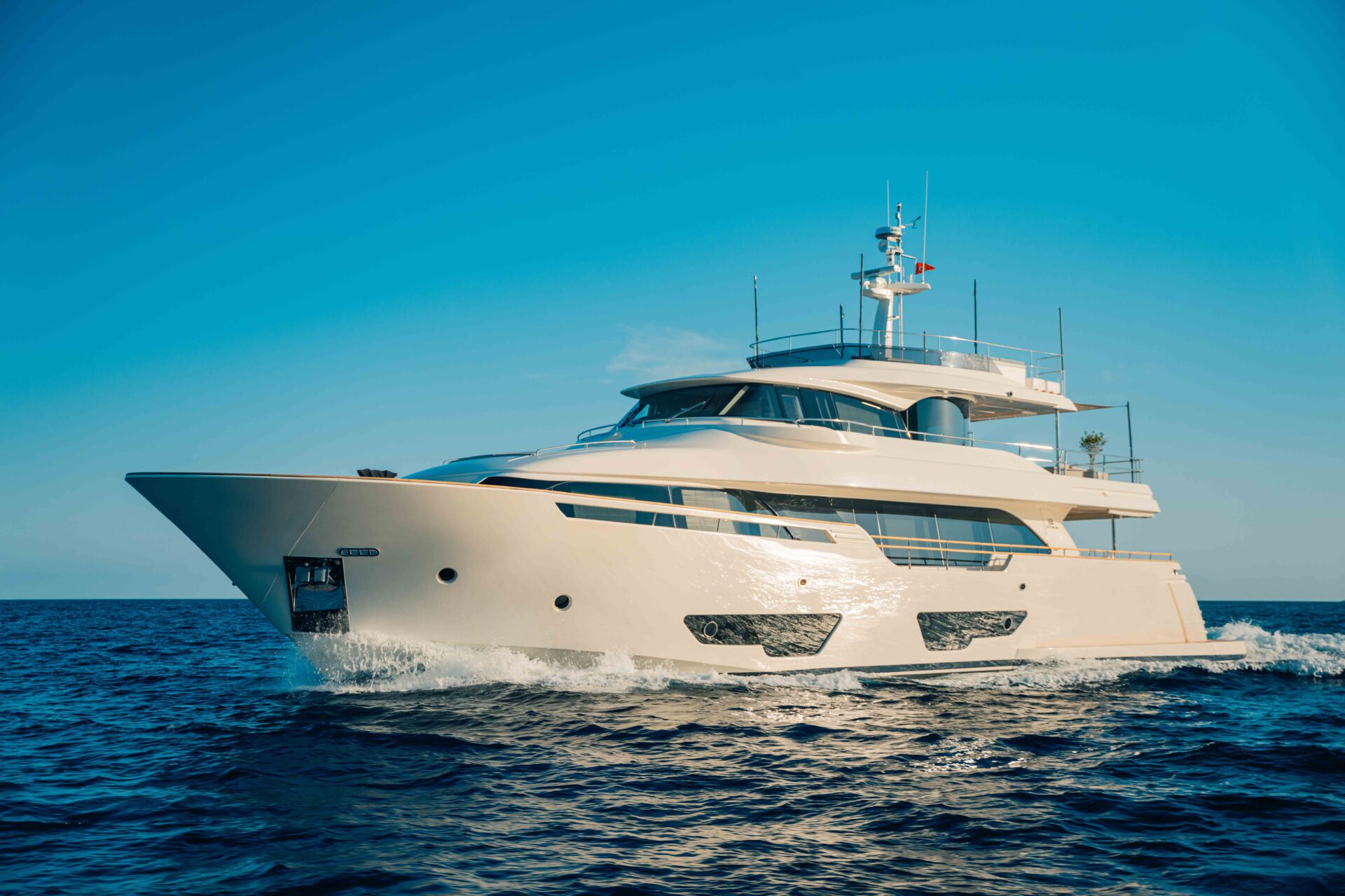 101 Luxury yacht MILENA.jpg