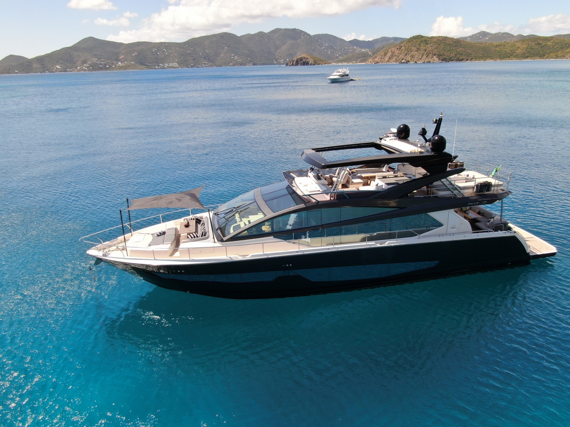 101 Luxury yacht OMNIA.jpg