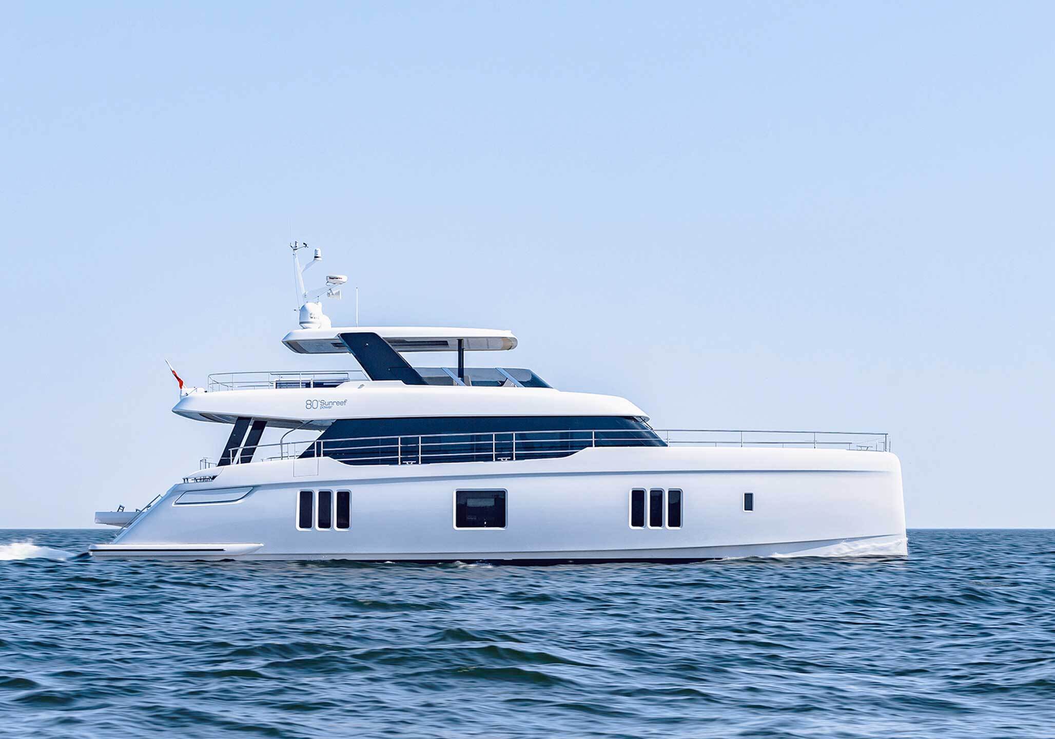 101 Motor catamaran KOKOMO.jpg