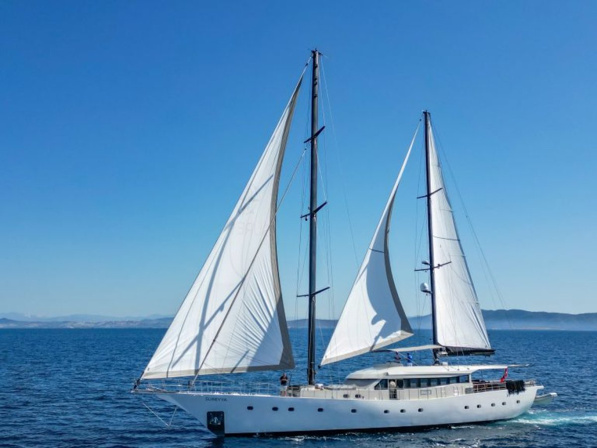 101 Motor sailer SUREYYA.jpg