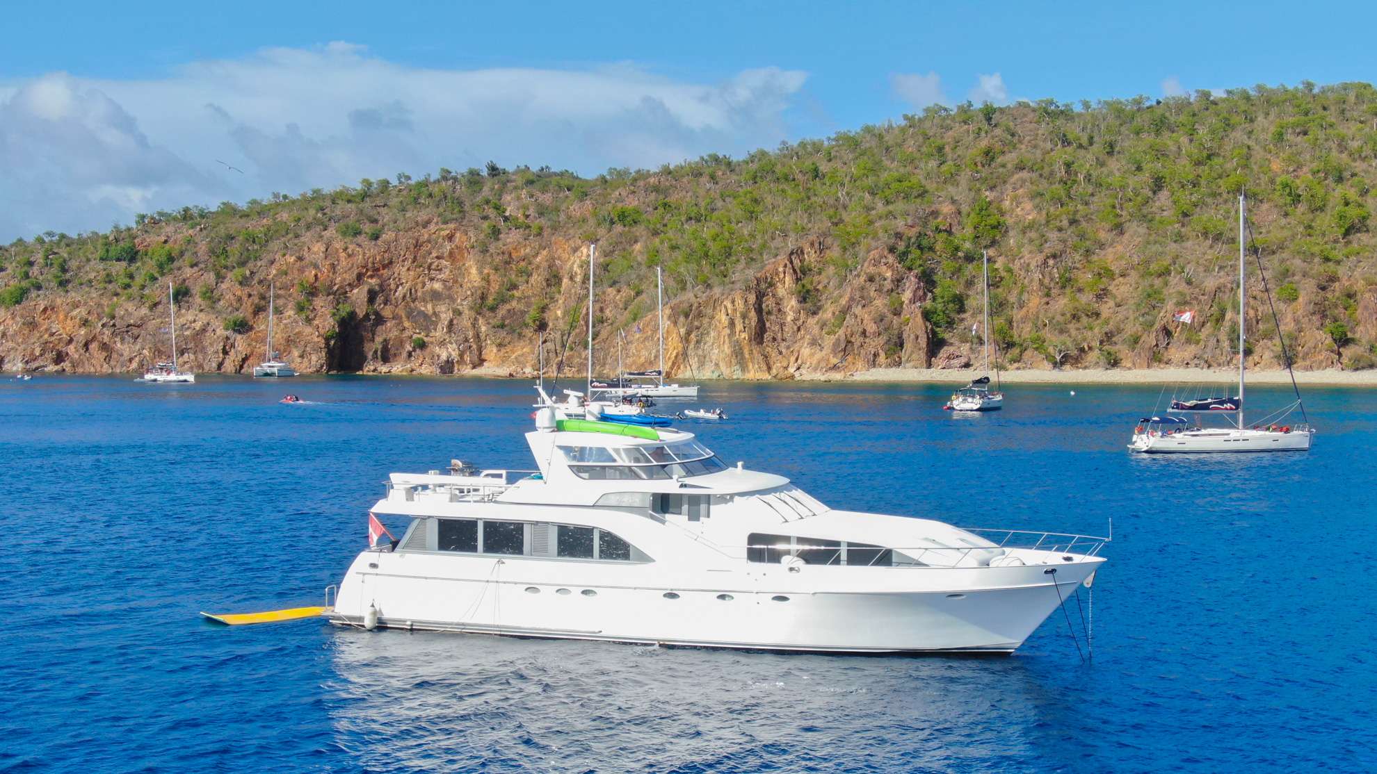 101 Motor yacht PRIME TIME.jpg