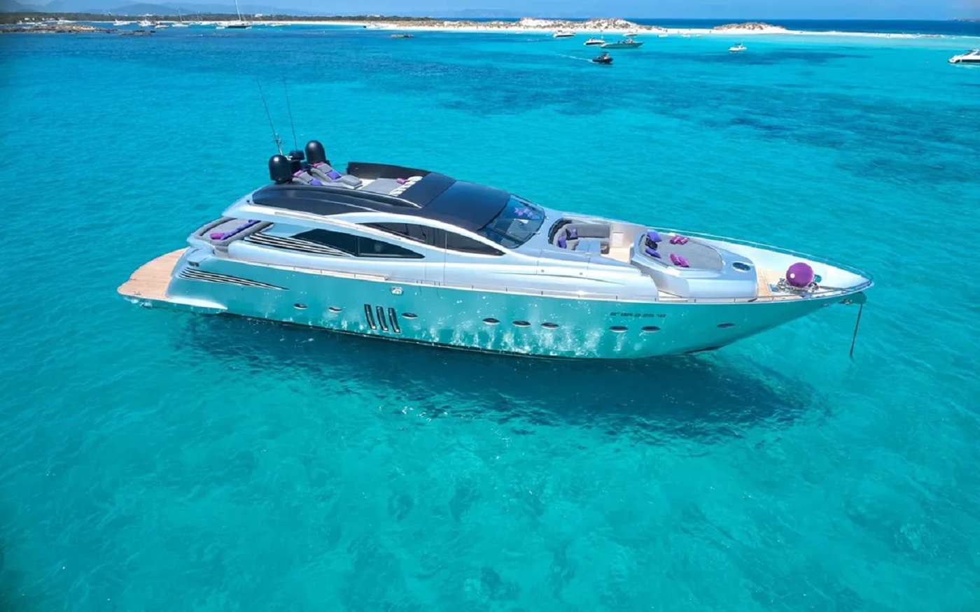 101 Motor yacht SHALIMAR II.jpg
