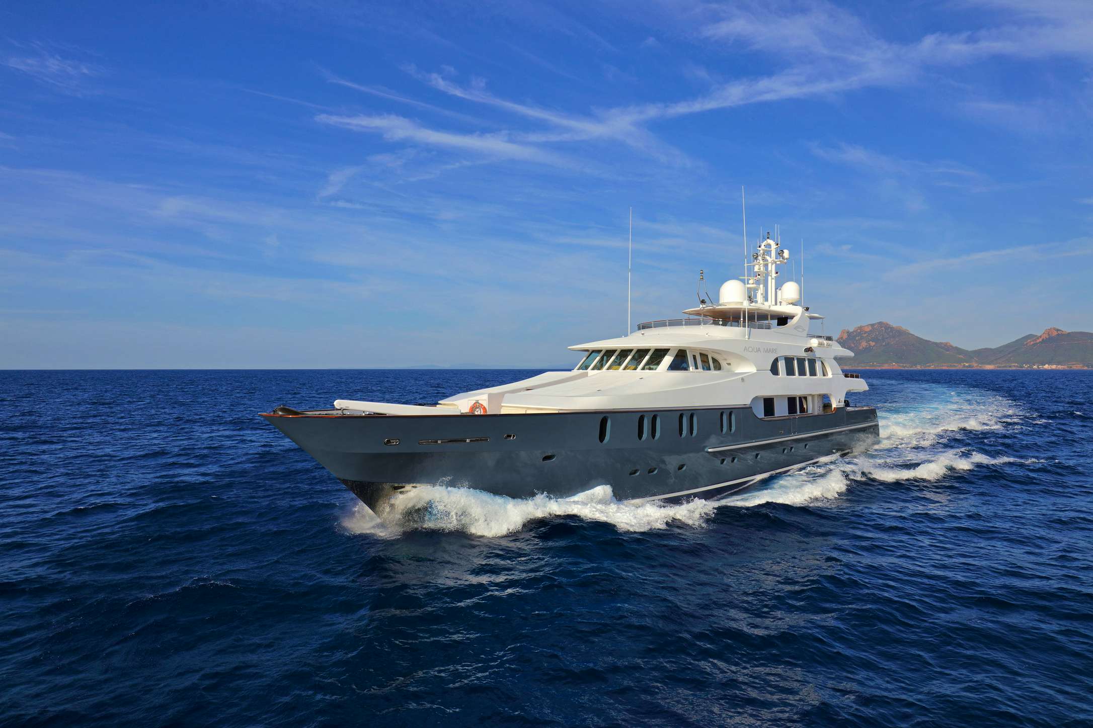 101 Superyacht AQUA MARE.jpg