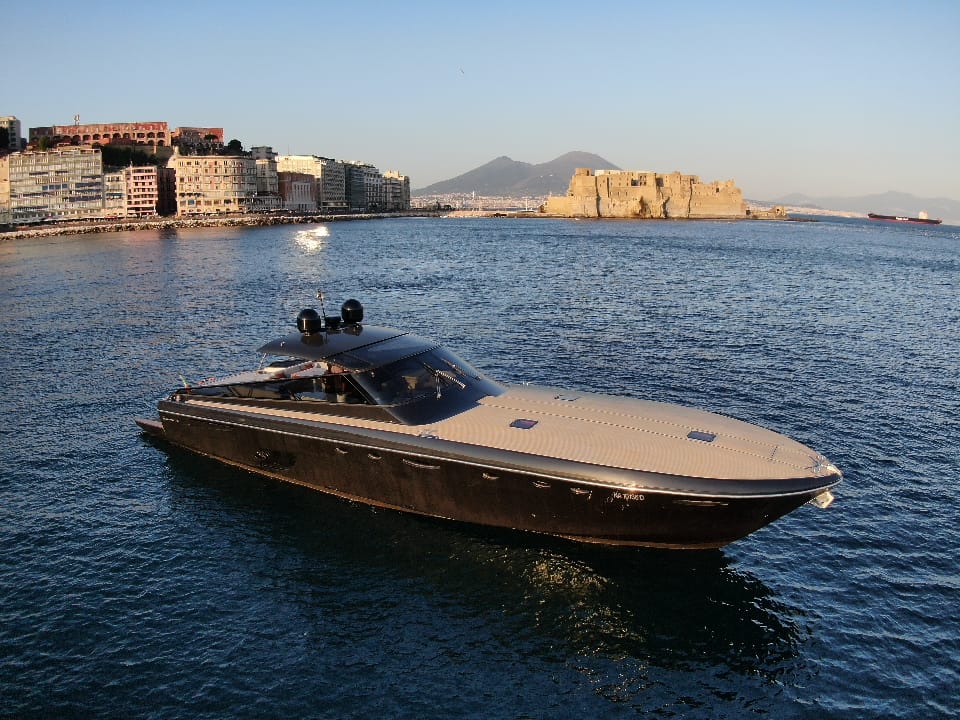 101 Superyacht BLUE MAMBA.jpg