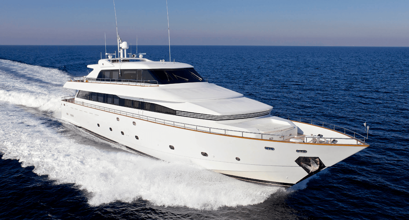 101 Superyacht LET IT BE.png