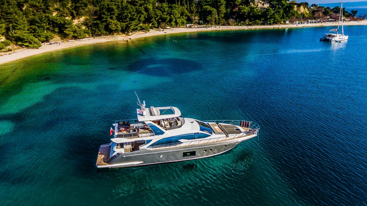 101 Superyacht MY KARAT II.jpg