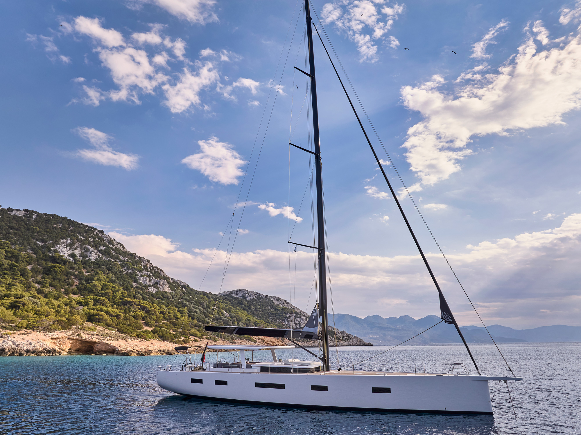 101 Superyacht NADAMAS.jpg