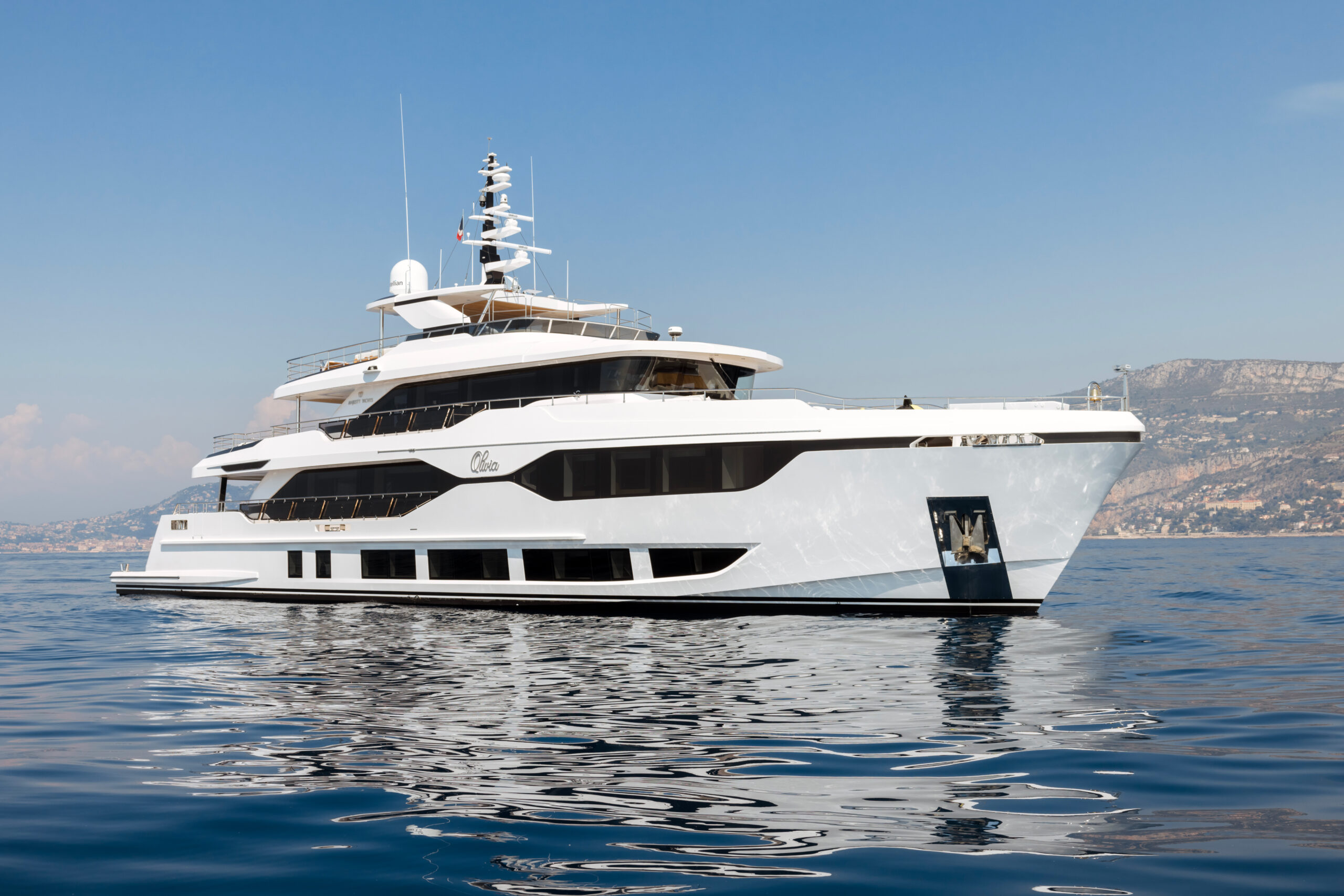 101 Superyacht OLIVIA.jpg