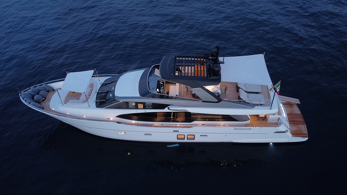102 Luxury yacht ALEXANDER M.jpg