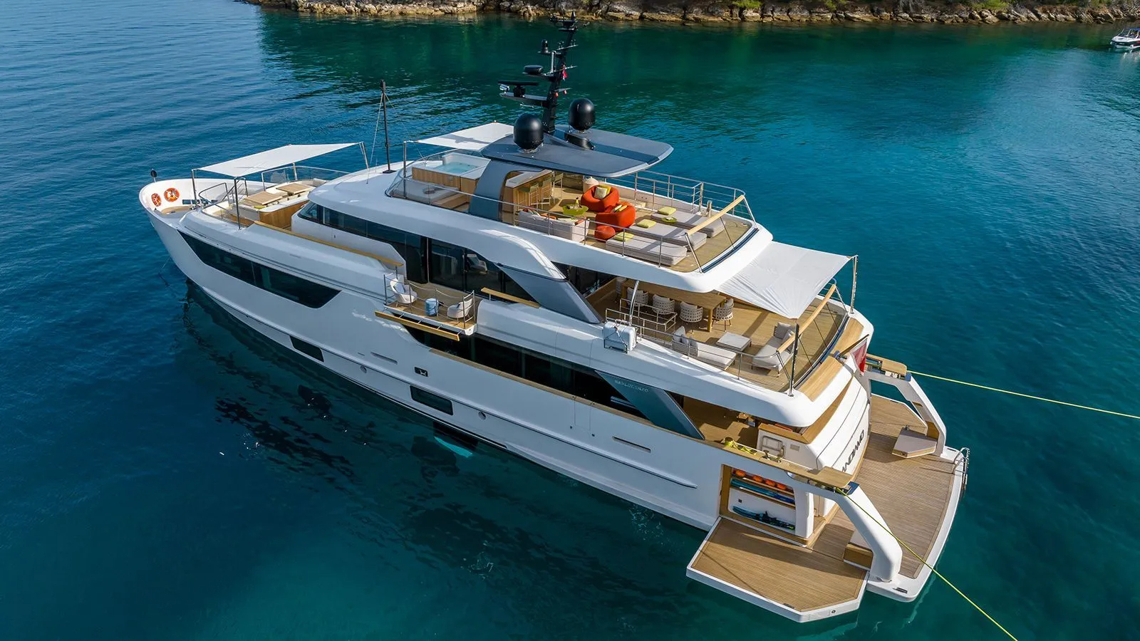 102 Luxury yacht ANDIAMO.jpg