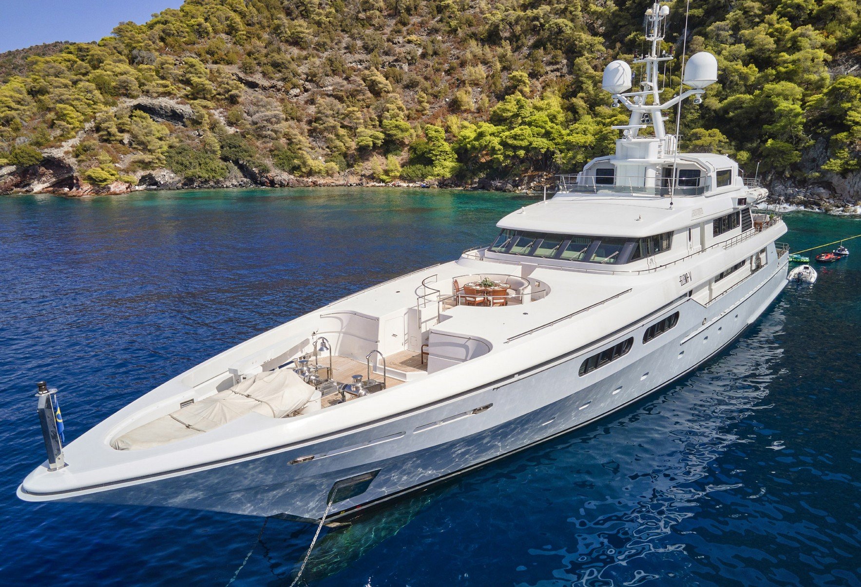 102 Luxury yacht ELENA V.jpg