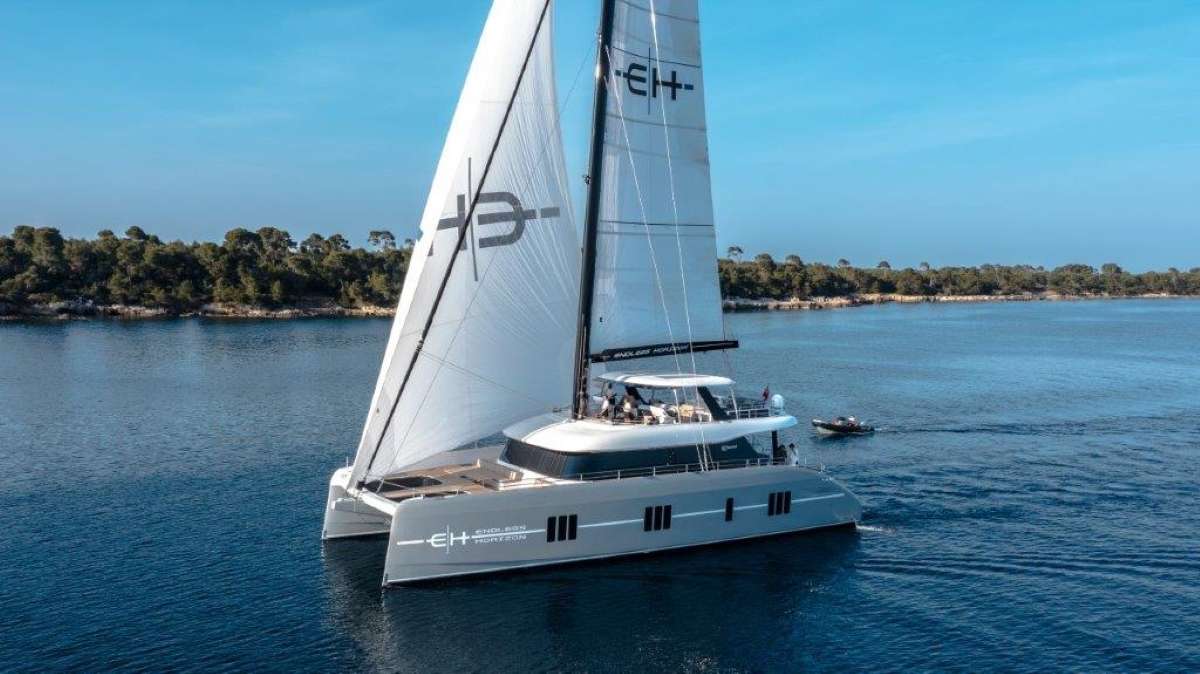 102 Luxury yacht ENDLESS HORIZON.jpg
