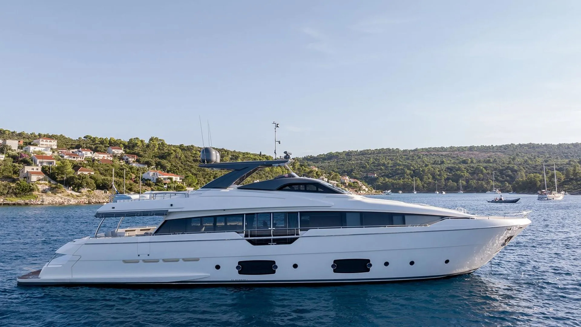 102 Luxury yacht KATARINA XO.jpg
