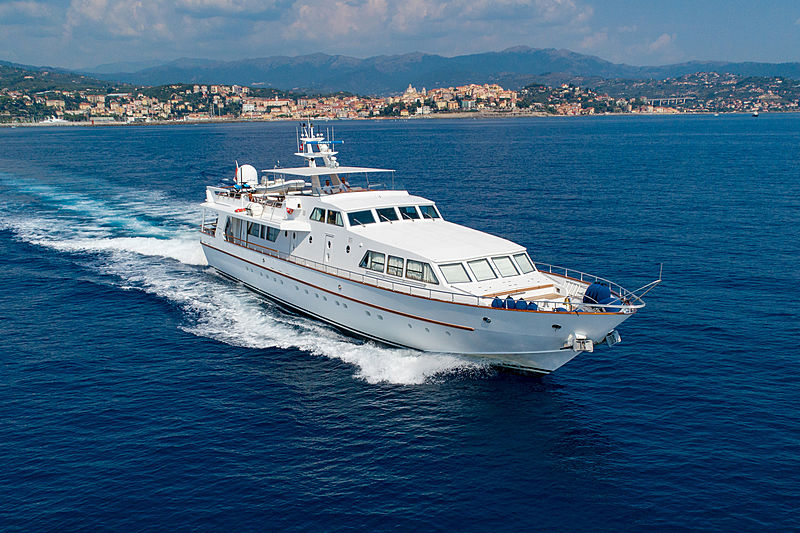 102 Luxury yacht NAUTA TEASER.png