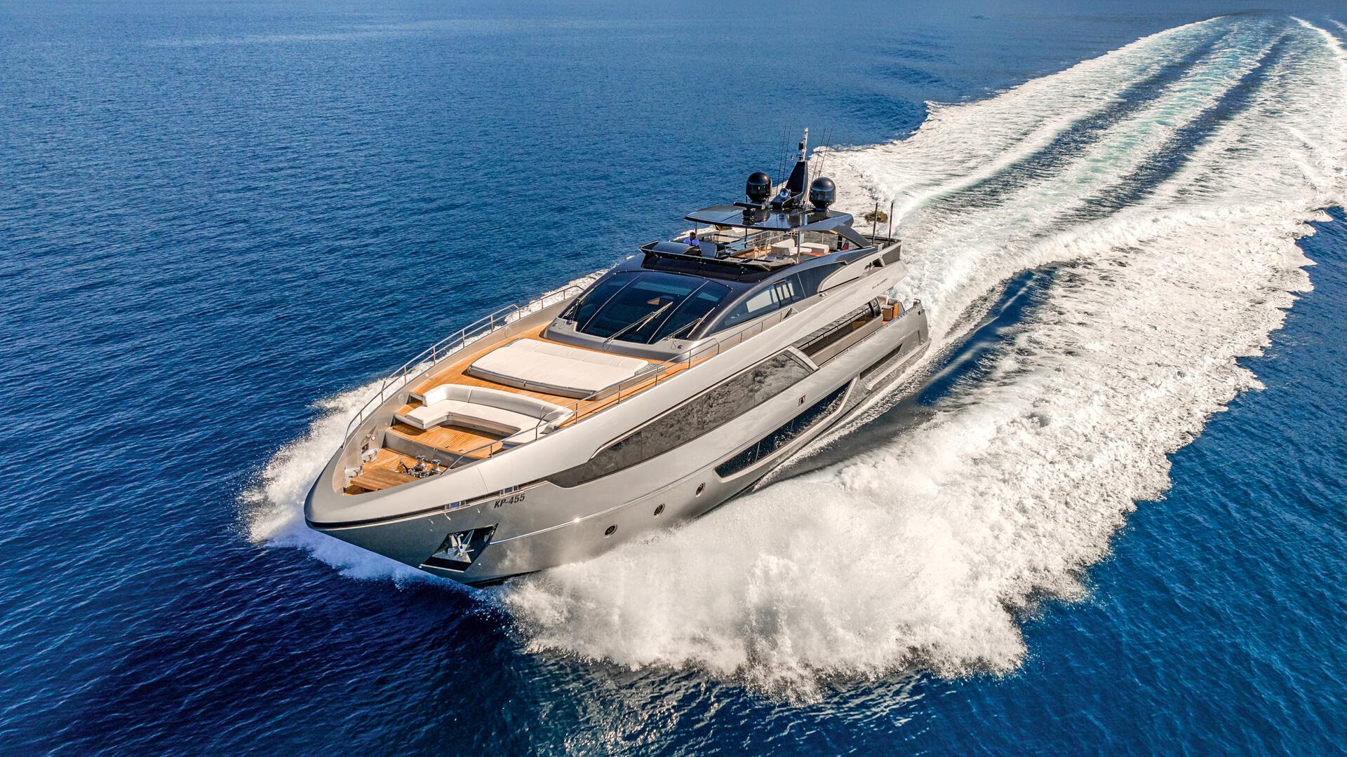 102 Luxury yacht NO STRESS 888.jpg