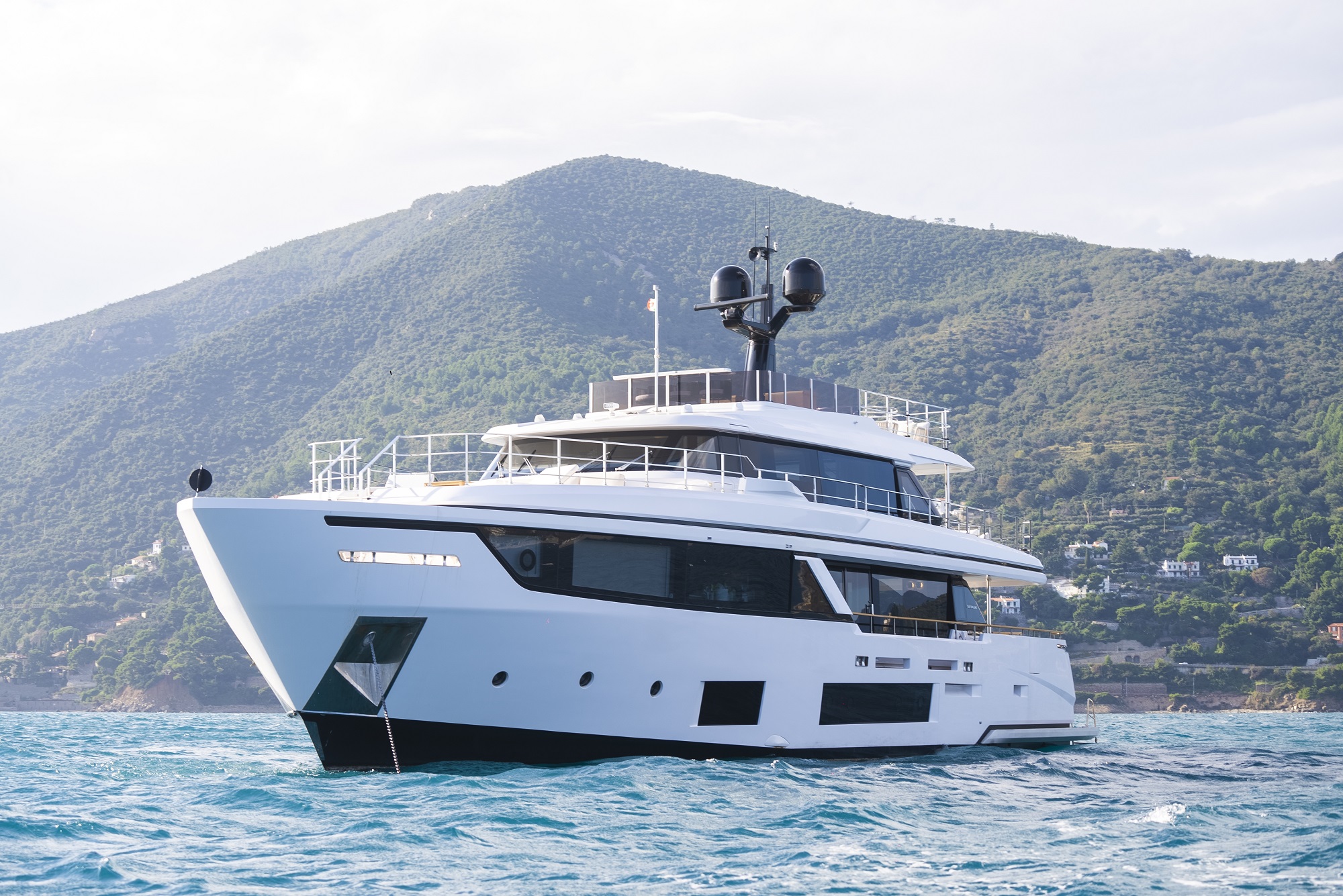 102 Luxury yacht RARE GEM.jpg