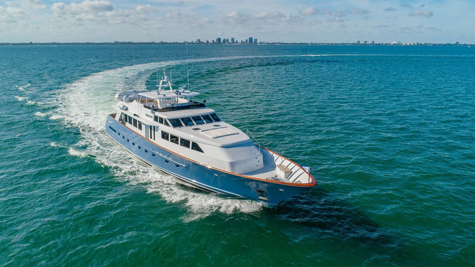 102 Luxury yacht SILVER SEAS.jpg