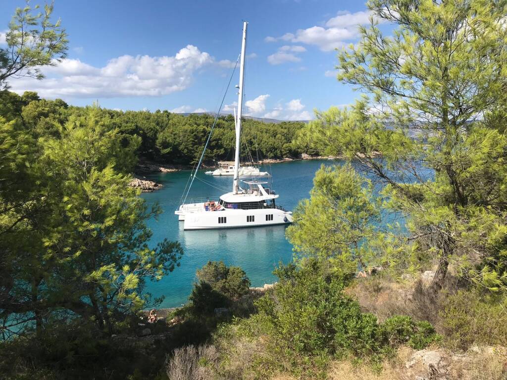 102 Luxury yacht TIRIL.jpg