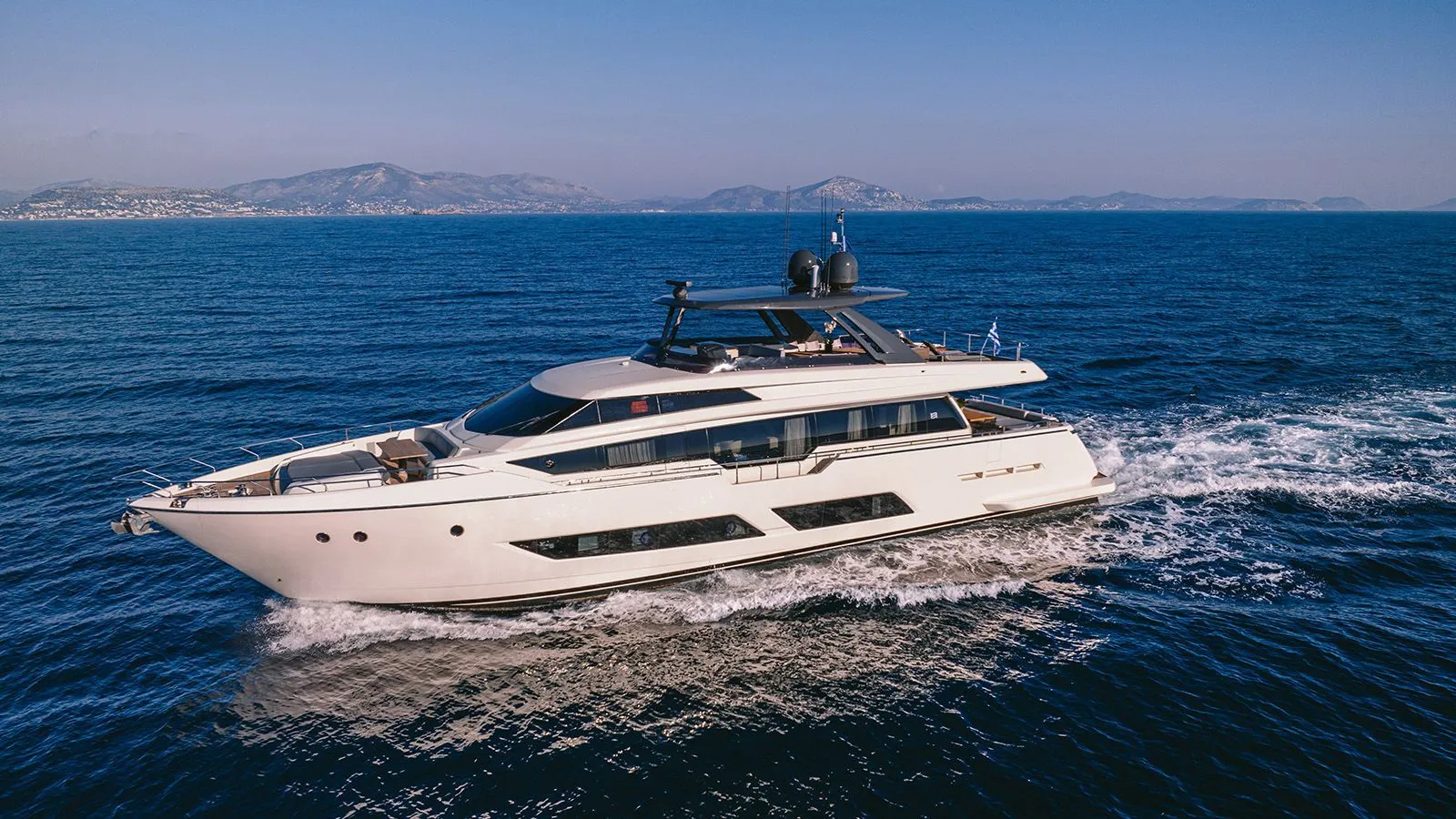 102 Motor yacht ANASSA A.jpg
