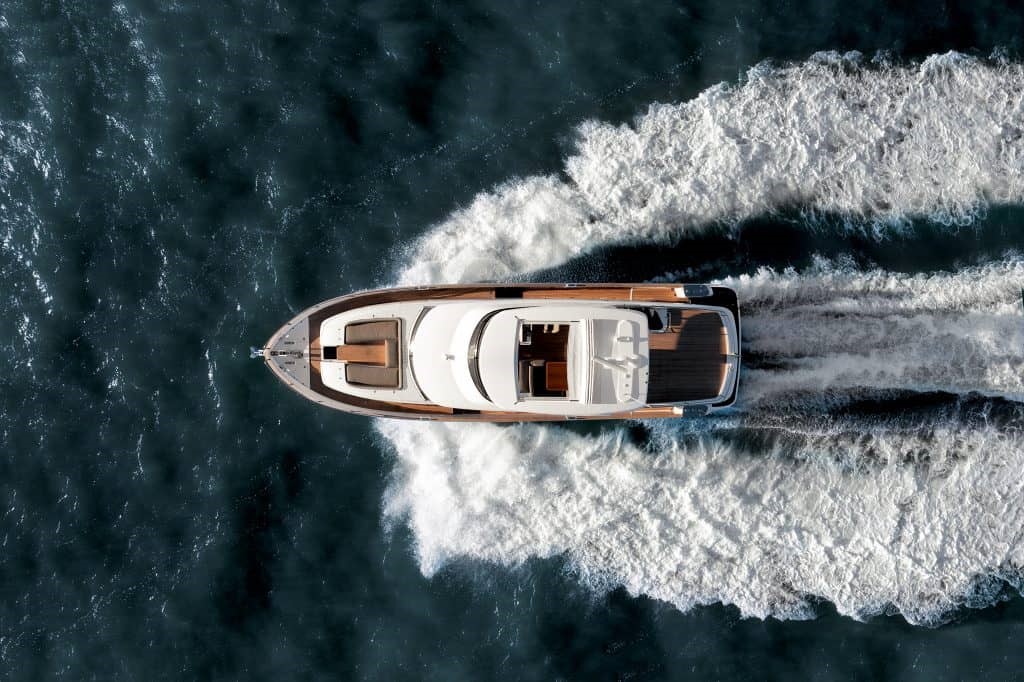 102 Motor yacht MAGELLANO 66.jpg