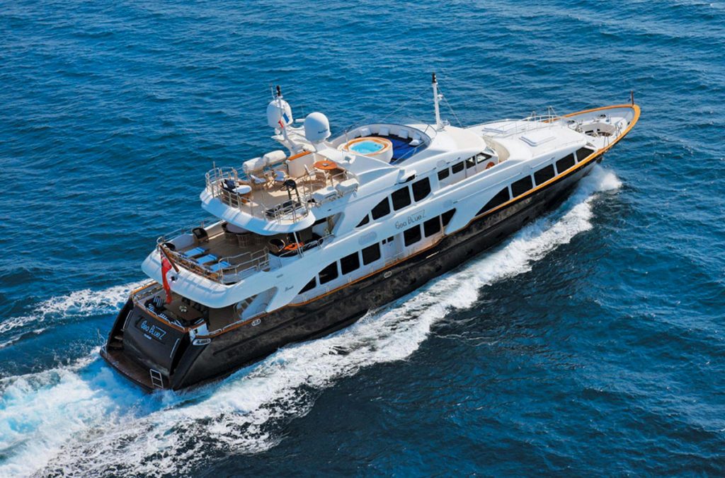 102 Motor yacht SEA BLUEZ.jpg