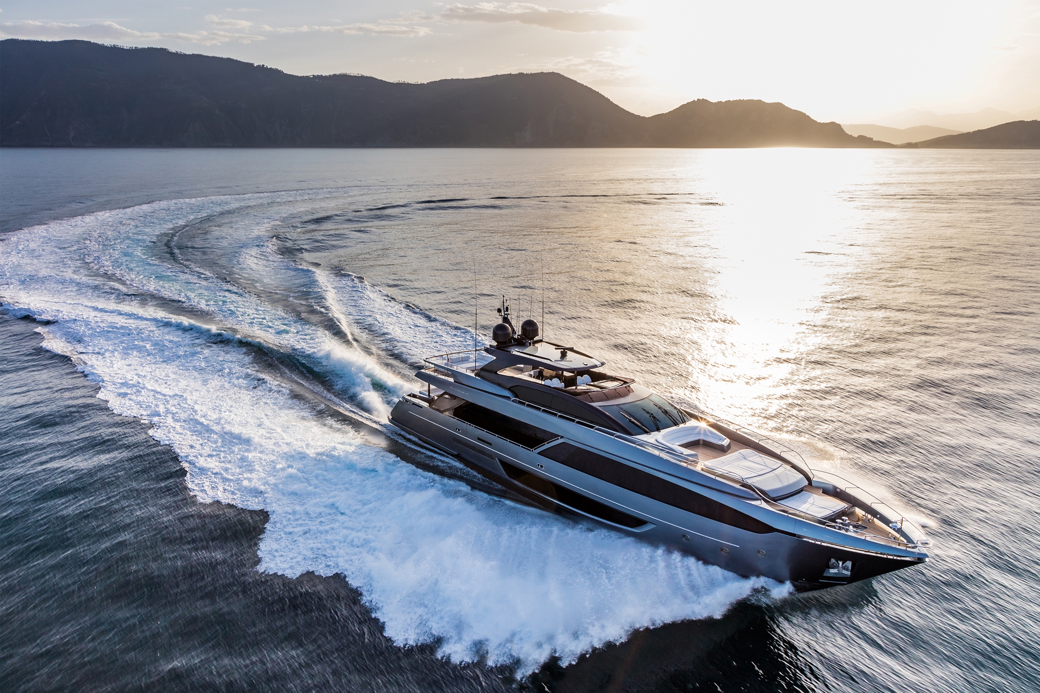 102 Superyacht BELLA DONNA.jpg