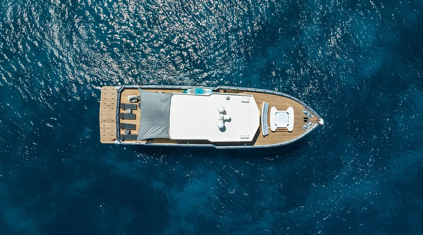 102 Superyacht CALM DOWN.png