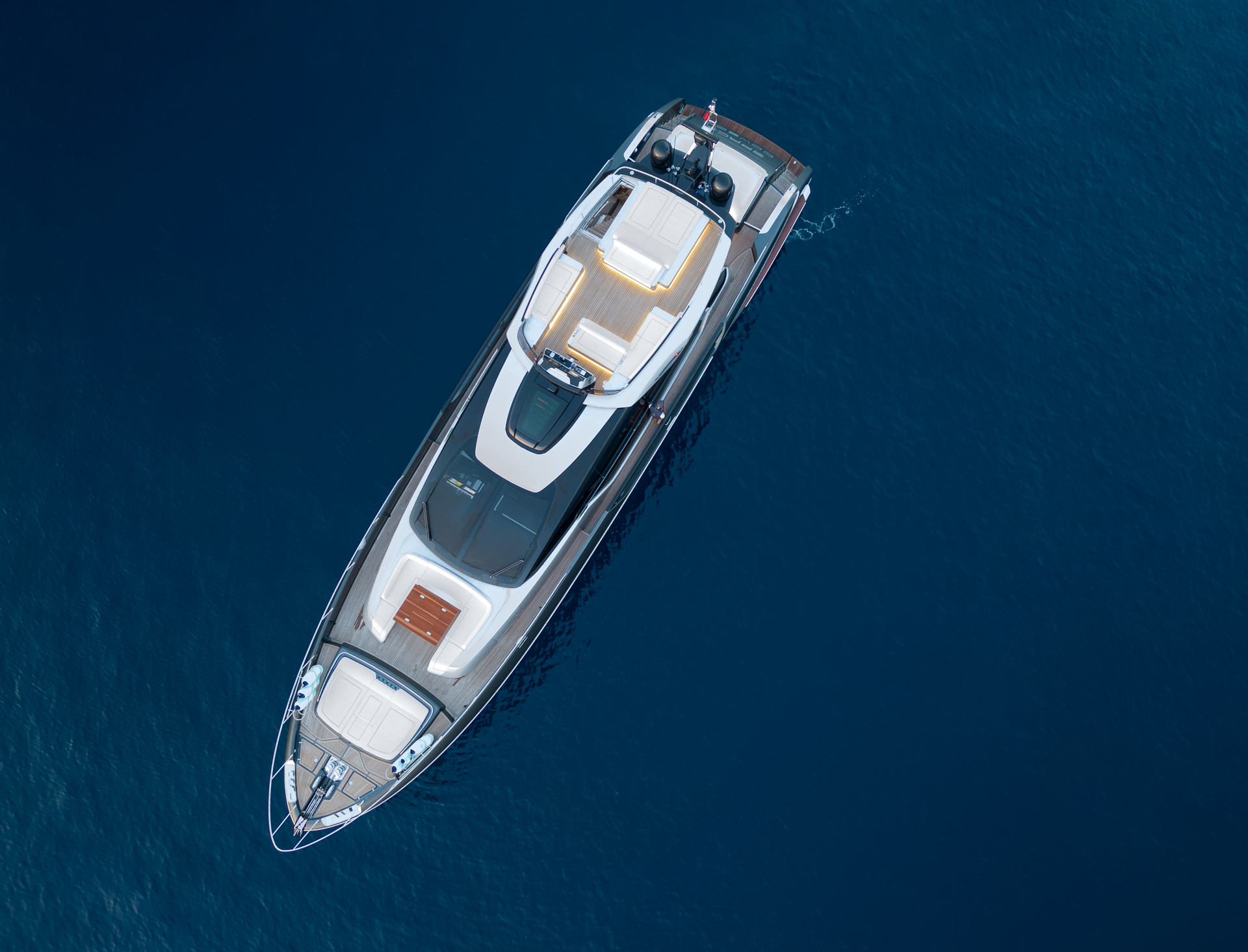 102 Superyacht SPACE COWBOY.jpg