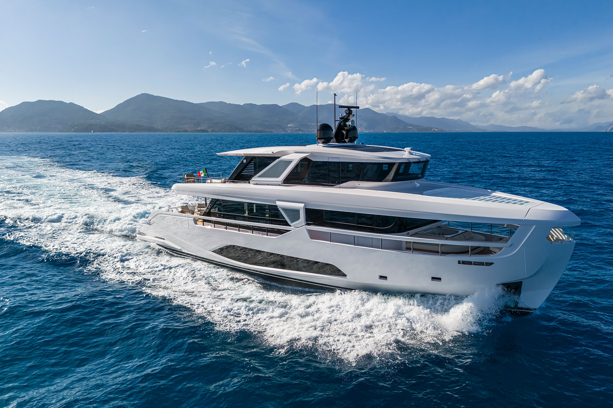 102 Superyacht TETHYS (sistership).jpg