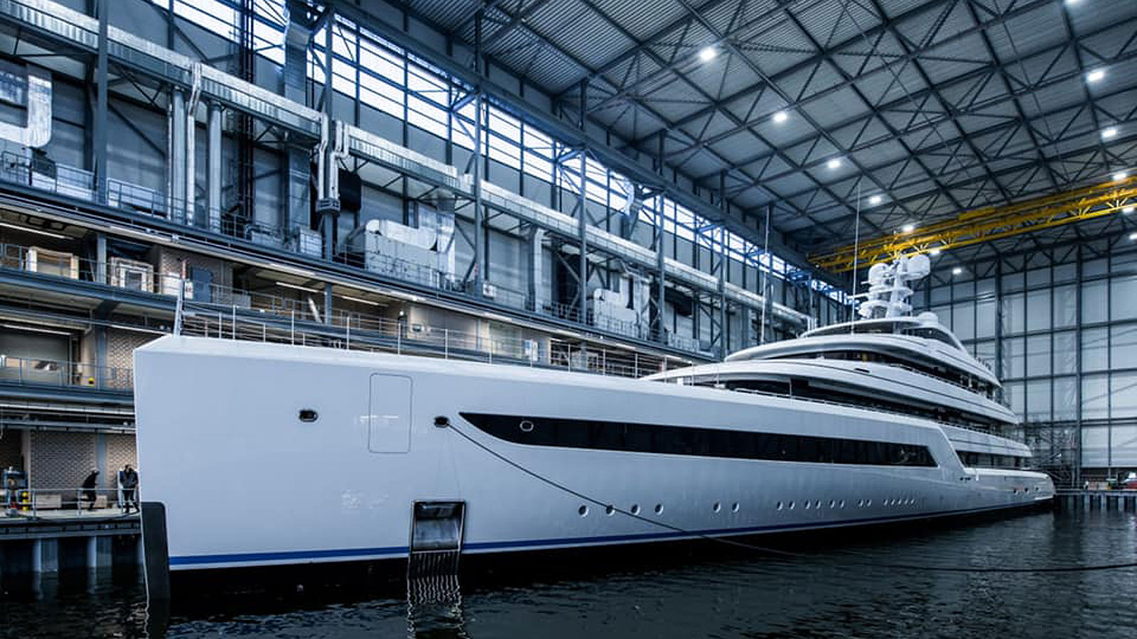 103 88M FEADSHIP SUPERYACHT.jpg