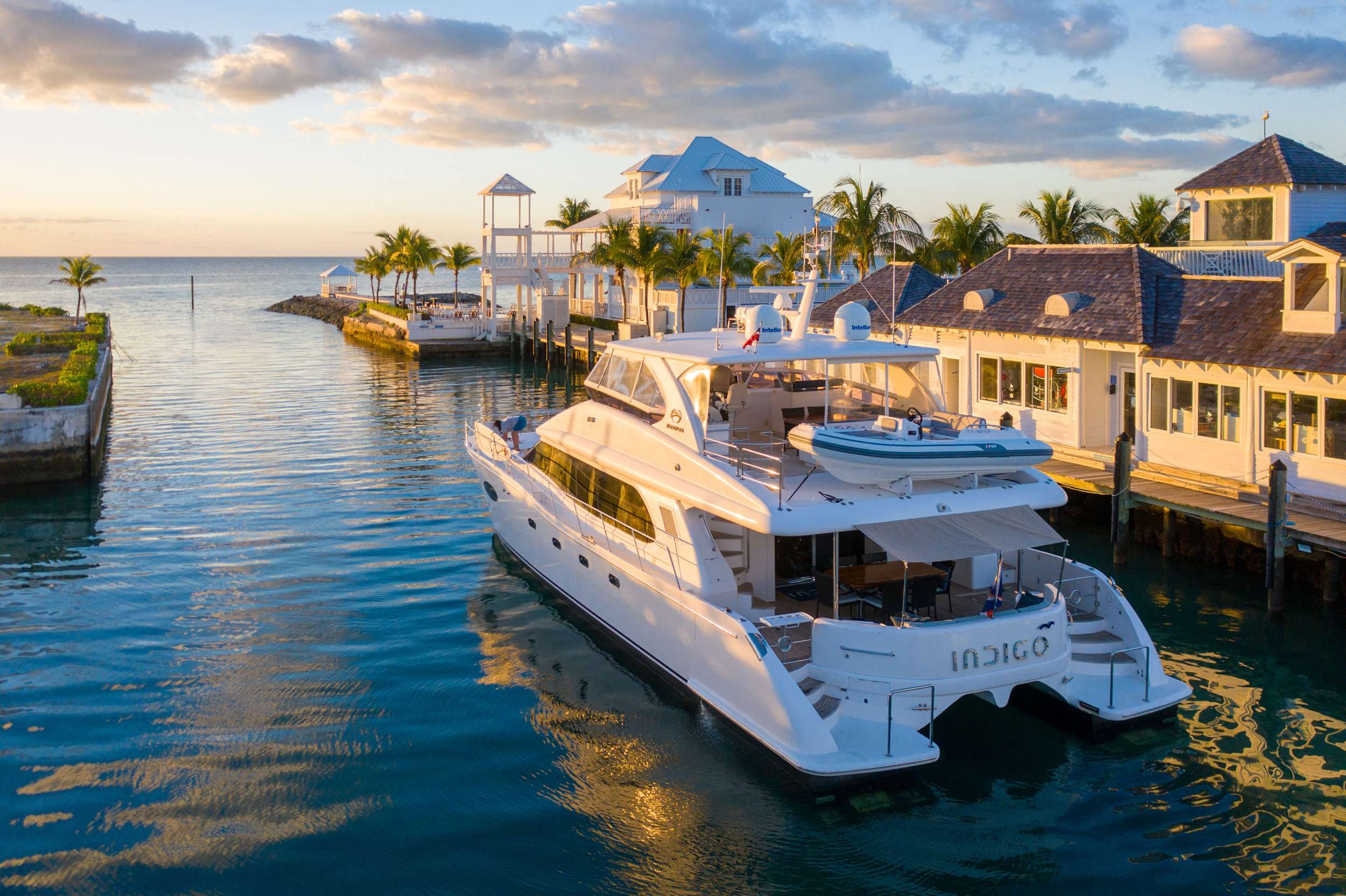 103 Motor Catamaran INDIGO.jpg