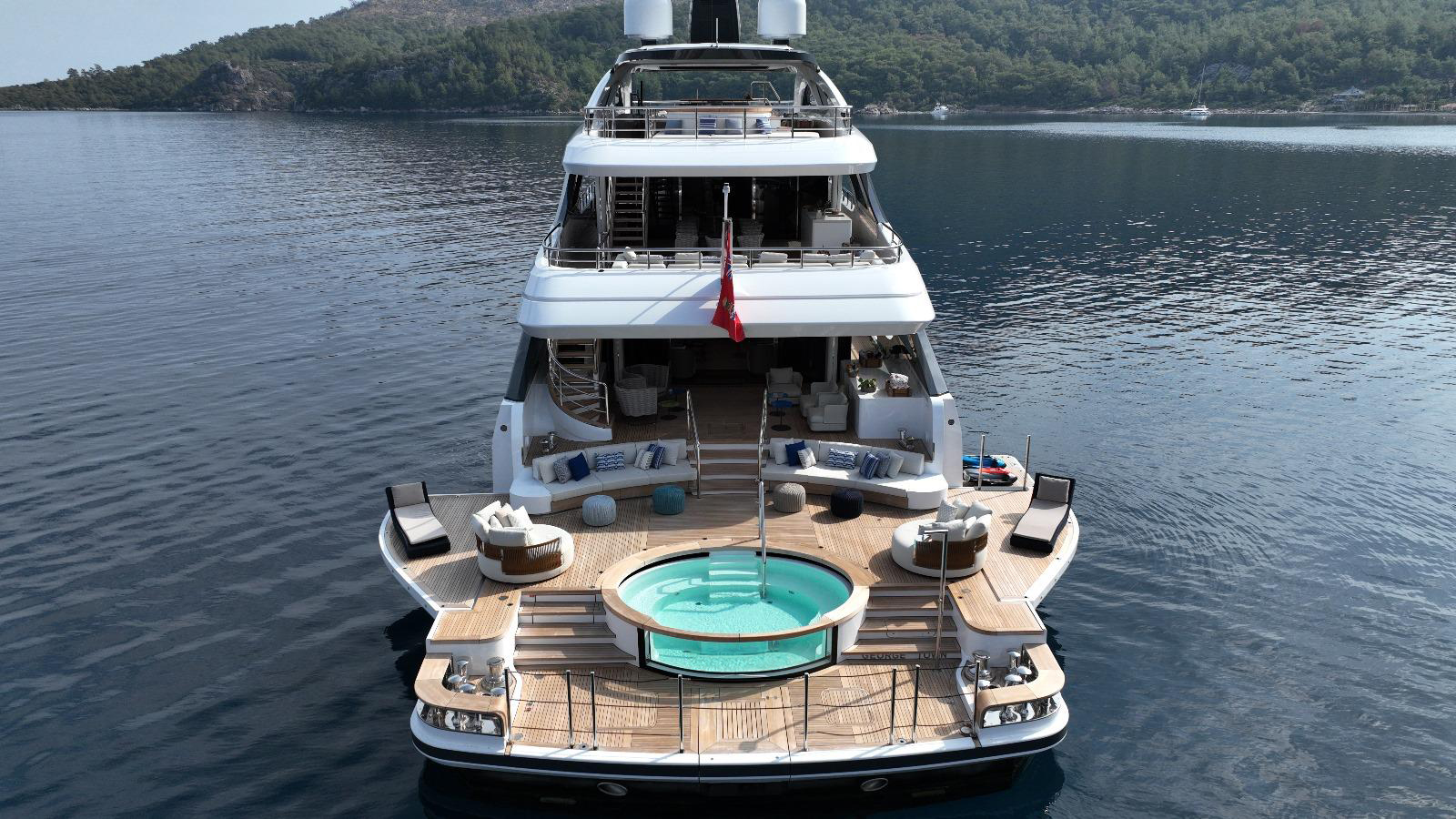 103 Motor yacht LUMIERE.jpg