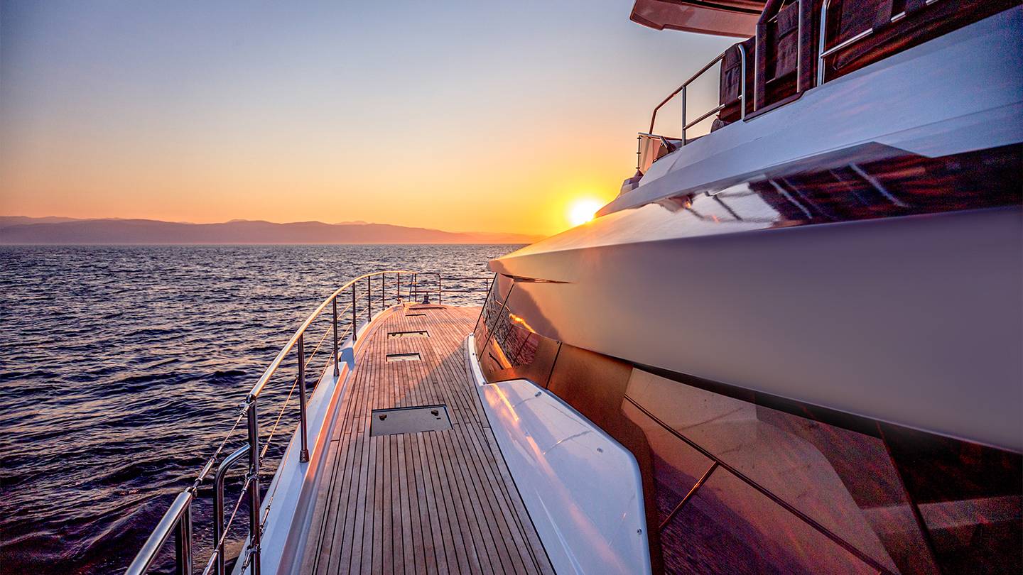 103 Motor yacht MAJESTY OF GREECE (sistership).jpg