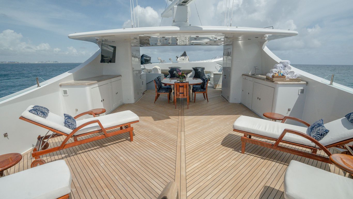103 Motor yacht MISS CHRISTINE.jpg